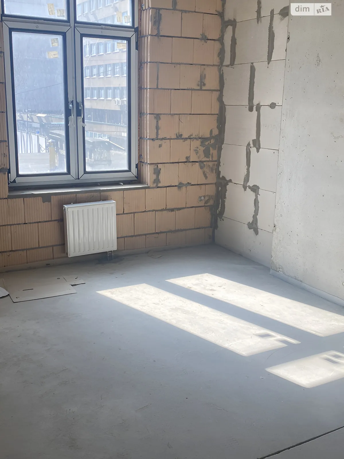 Продается 1-комнатная квартира 42 кв. м в Одессе, ул. Базарная - фото 1