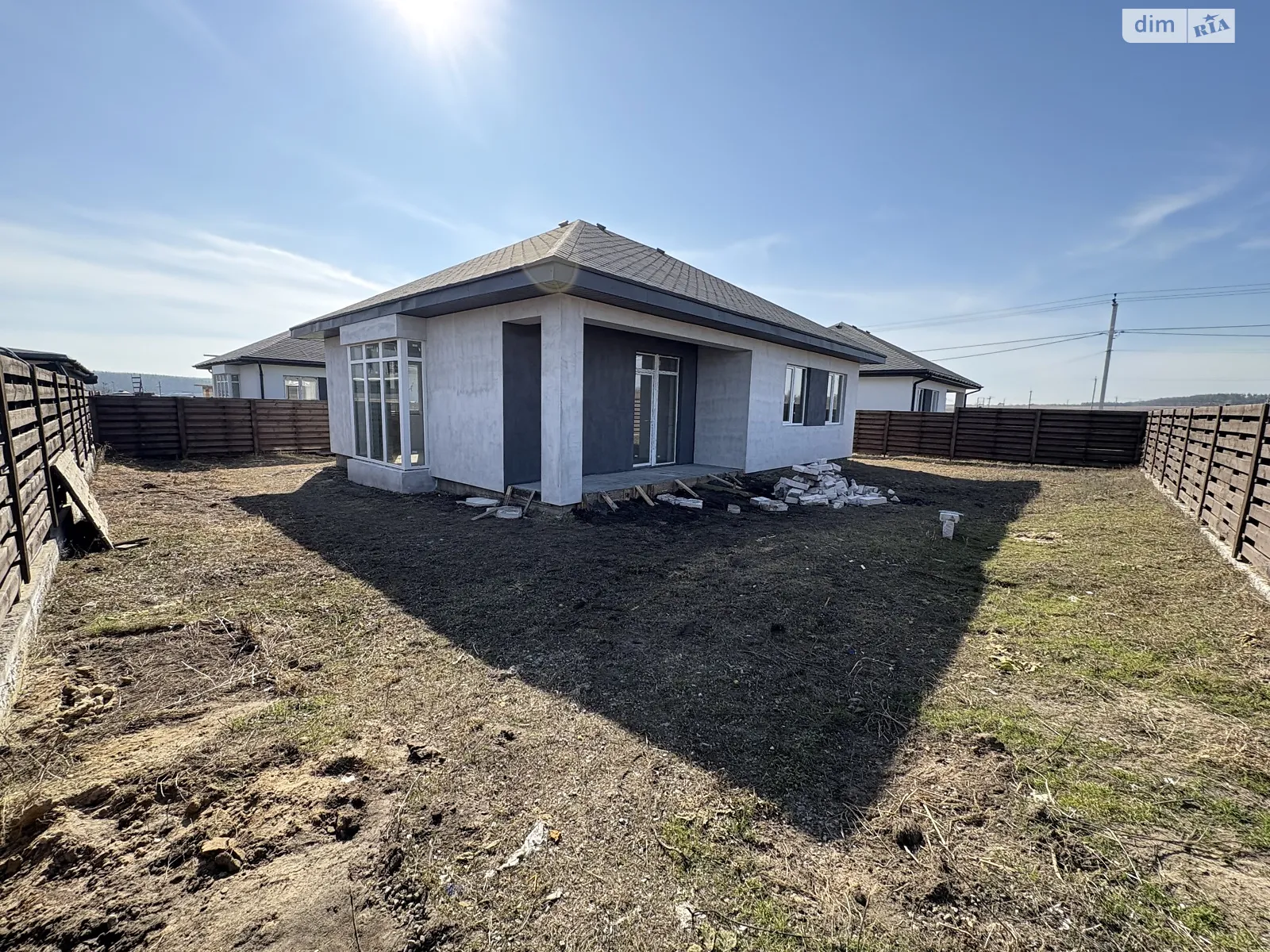 Продається одноповерховий будинок 120 кв. м с басейном, цена: 70000 $ - фото 1