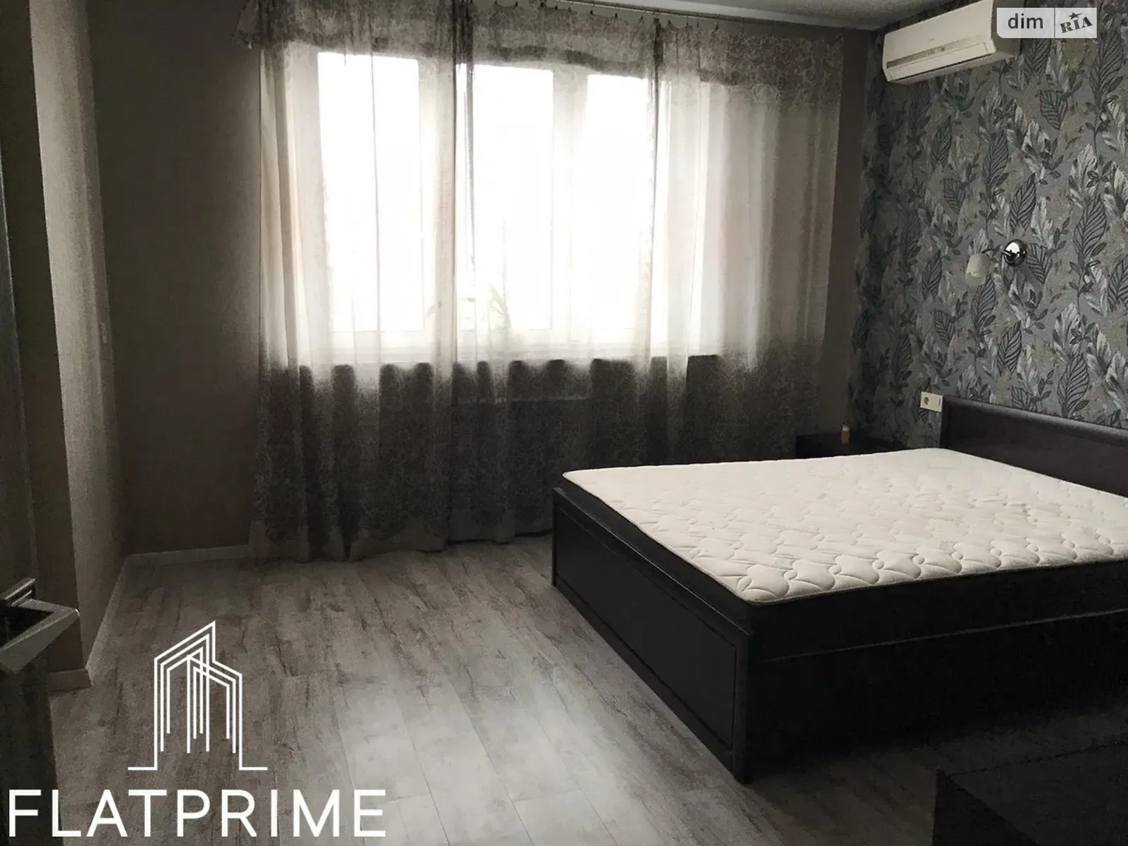 Продається 2-кімнатна квартира 74.1 кв. м у Києві, вул. Патріарха Мстислава Скрипника(Миколи Островського), 40 - фото 1