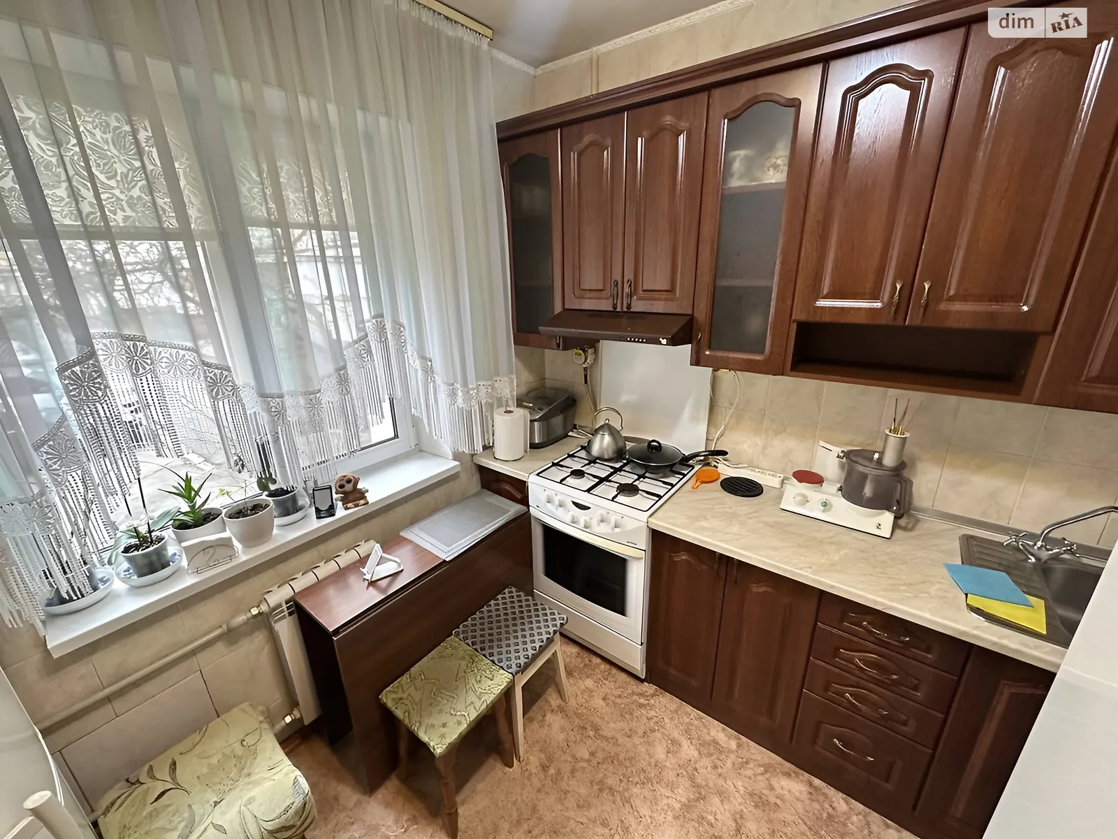 Продается 3-комнатная квартира 60.3 кв. м в Киеве, ул. Радужная, 4 - фото 1