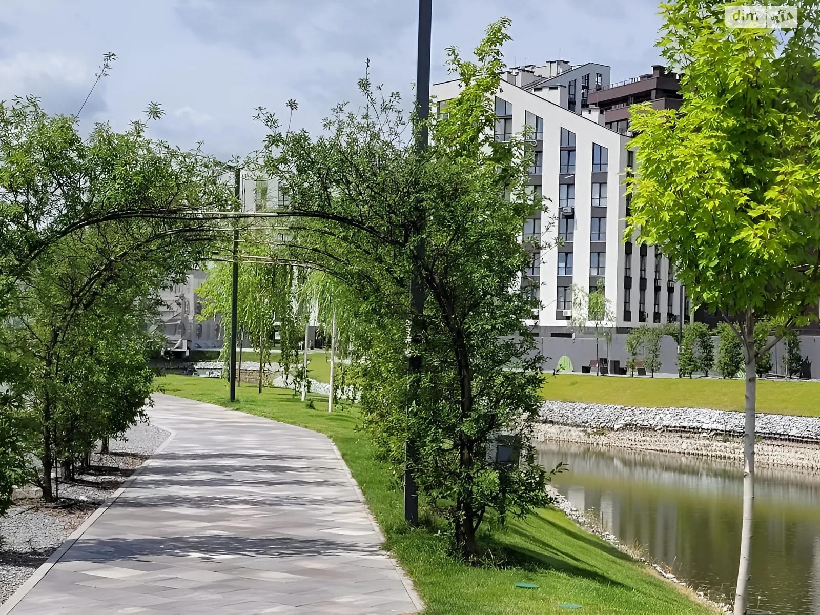 Продается 2-комнатная квартира 66.8 кв. м в Крюковщине, ул. Панорамная, 2 - фото 1