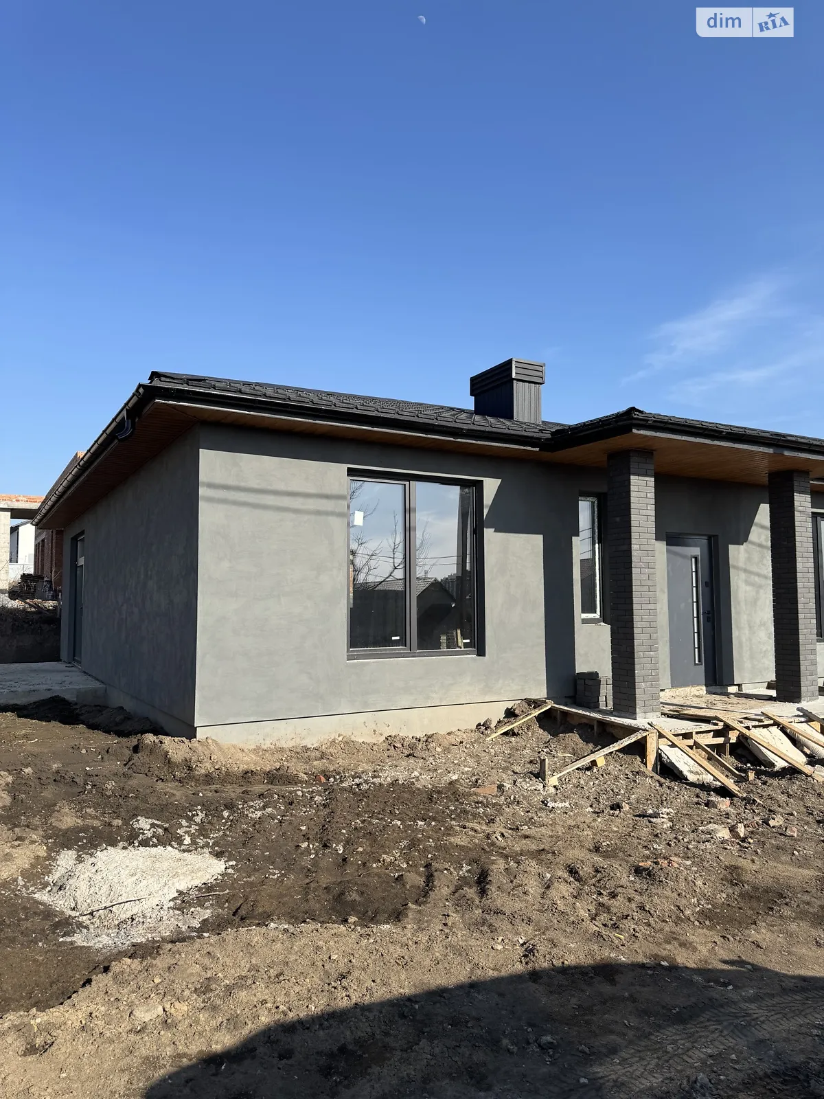 Продається одноповерховий будинок 111 кв. м з бесідкою, цена: 111000 $ - фото 1
