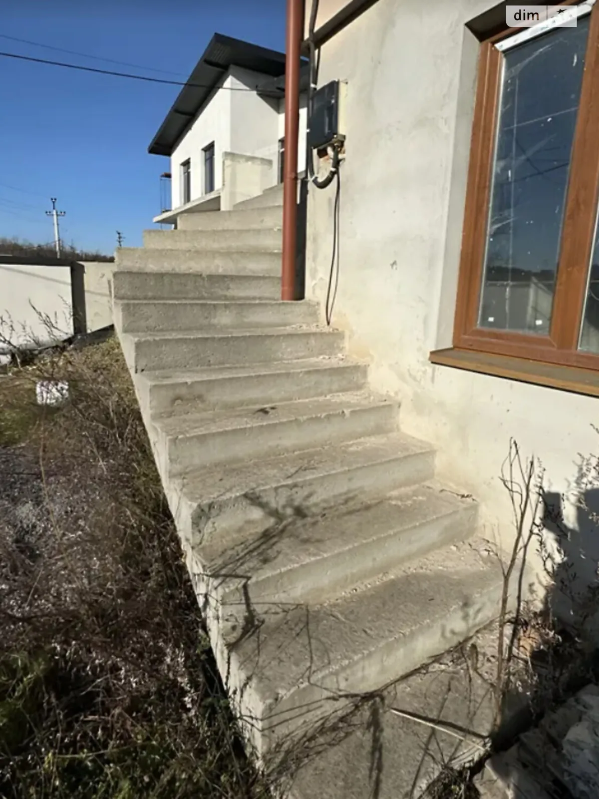 Продается дом на 3 этажа 198 кв. м с садом, цена: 95000 $ - фото 1