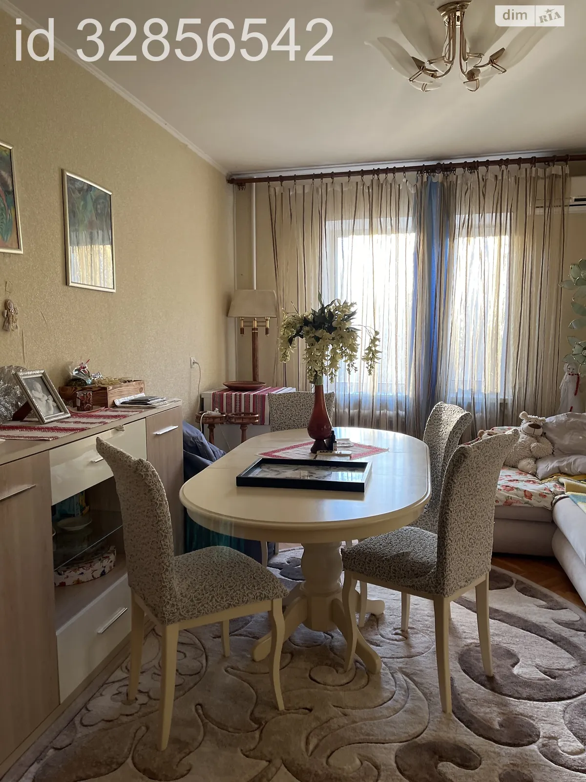 Продается 4-комнатная квартира 106 кв. м в Киеве, ул. Милославская, 31Б - фото 1