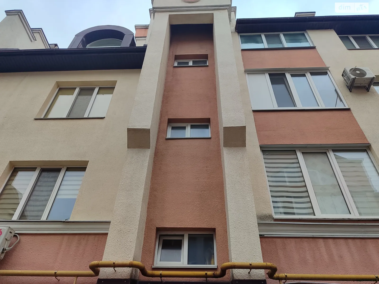 Продається 1-кімнатна квартира 46 кв. м у Бучі, бул. Богдана Хмельницького, 15-17 - фото 1