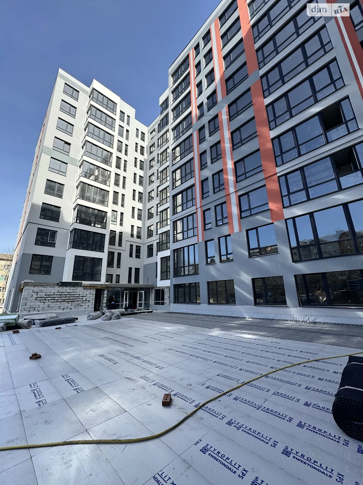 Продається 3-кімнатна квартира 88.6 кв. м у Вінниці, вул. Сонячна - фото 1
