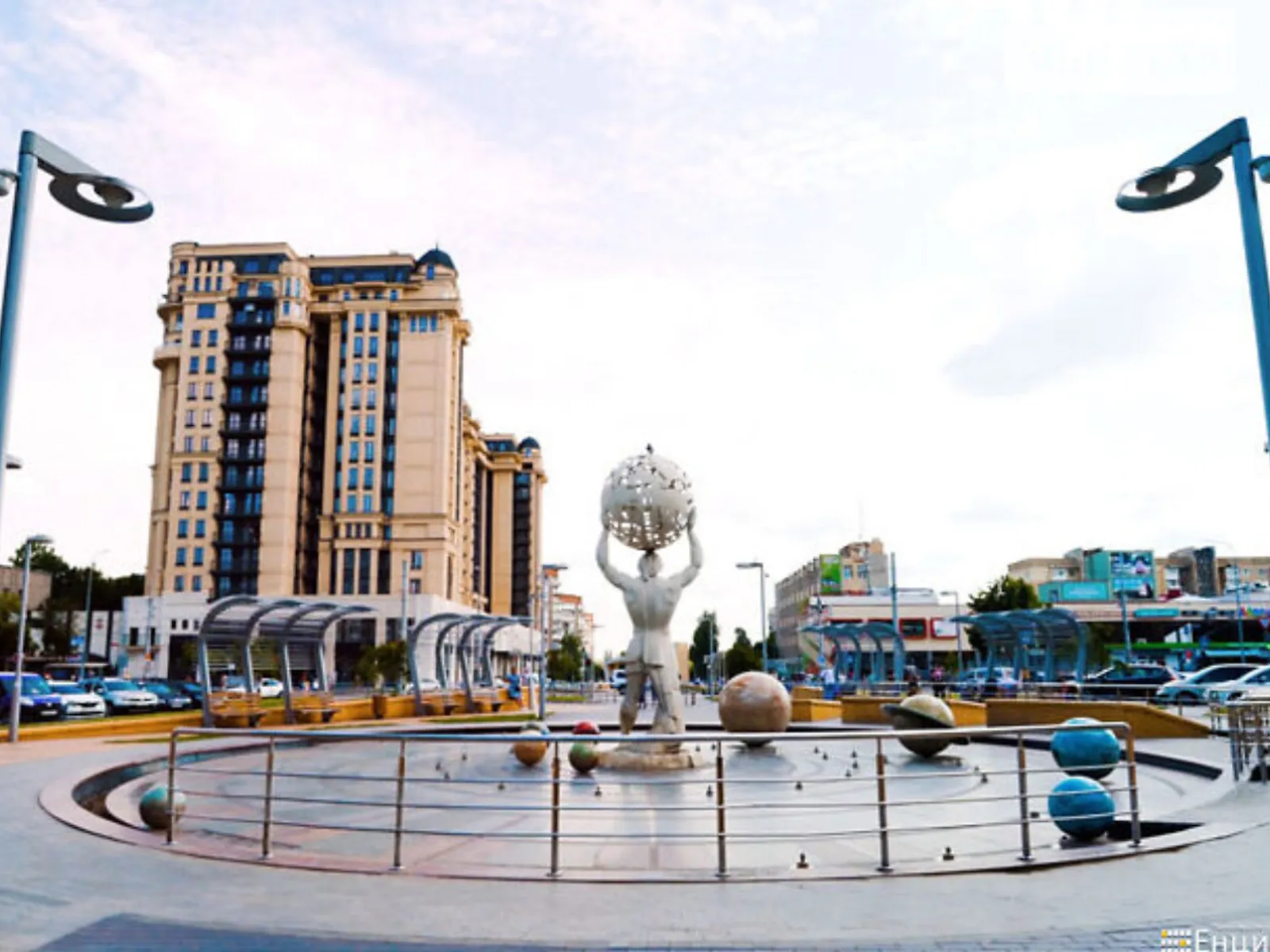 Продается 3-комнатная квартира 123 кв. м в Виннице, просп. Космонавтов - фото 1