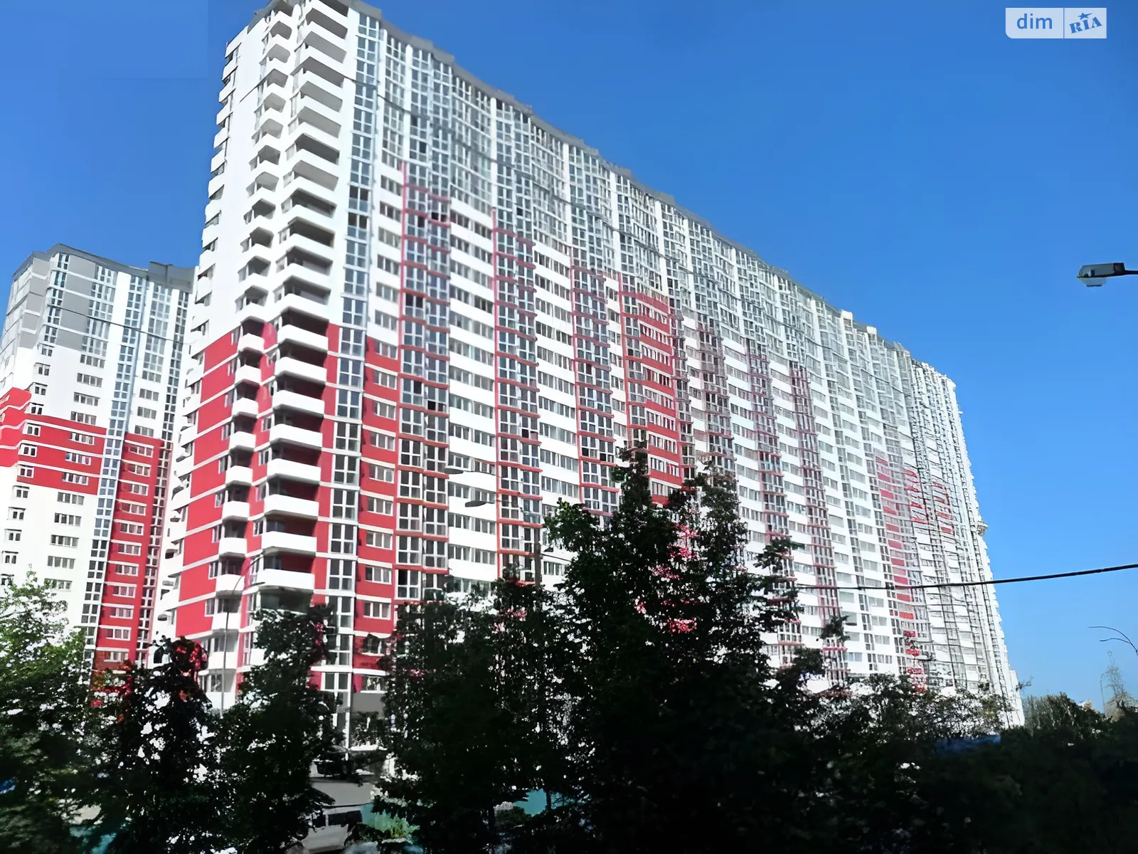 Продається 1-кімнатна квартира 49.9 кв. м у Києві, вул. Драгоманова, 2 - фото 1