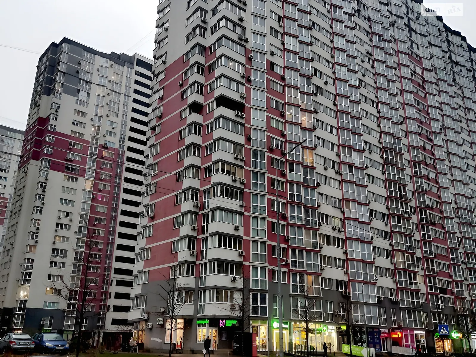 Продається 1-кімнатна квартира 50.7 кв. м у Києві, вул. Драгоманова, 2Б - фото 1