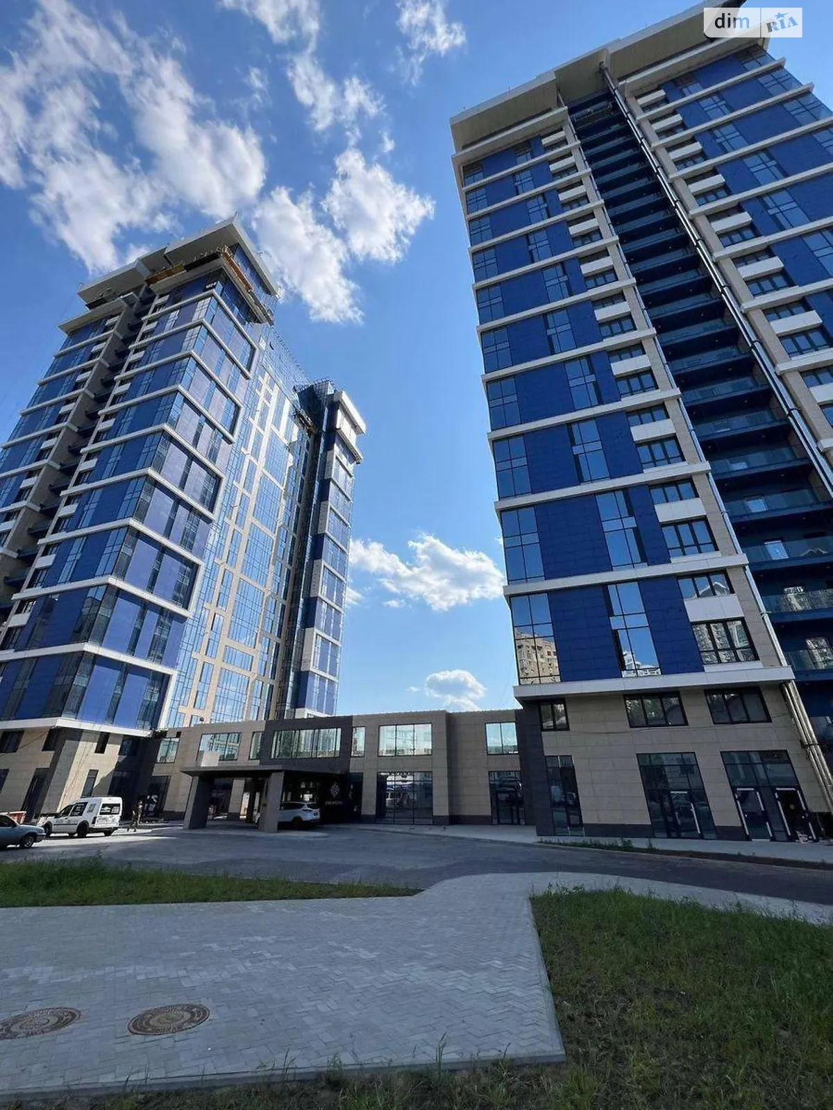 Продается 1-комнатная квартира 56 кв. м в Киеве, ул. Зверинецкая, 72 - фото 1