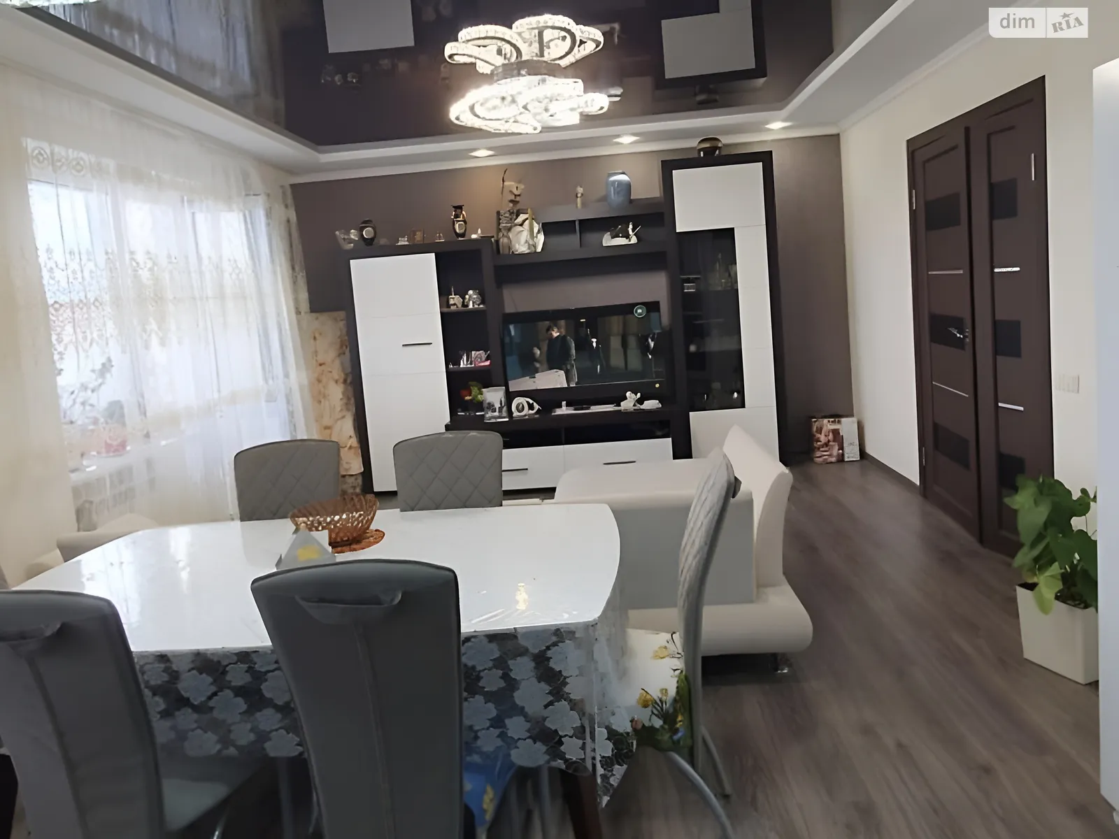 4-комнатная квартира 85 кв. м в, цена: 99500 $ - фото 1