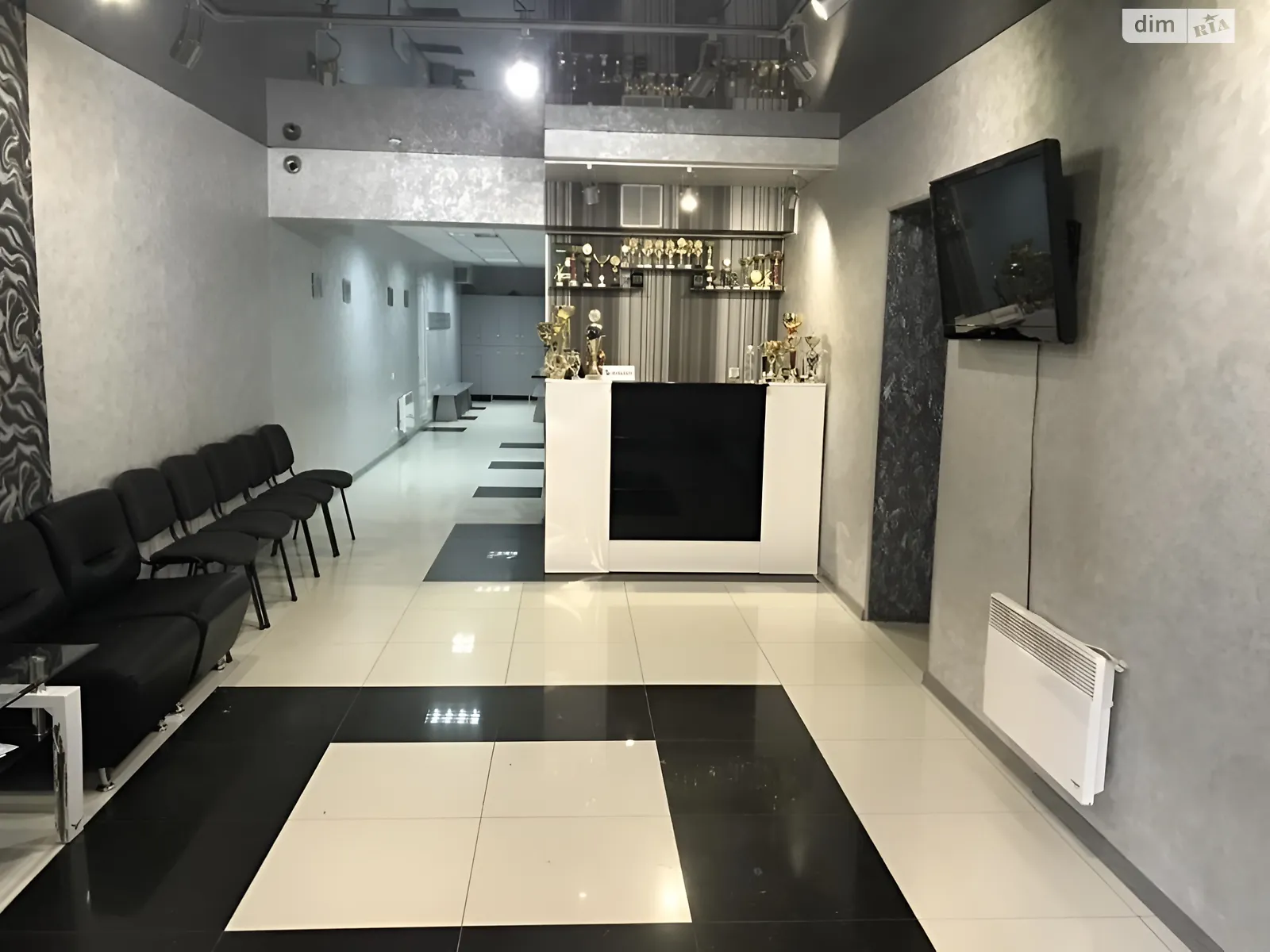 Продается помещения свободного назначения 268 кв. м в 9-этажном здании, цена: 169000 $ - фото 1