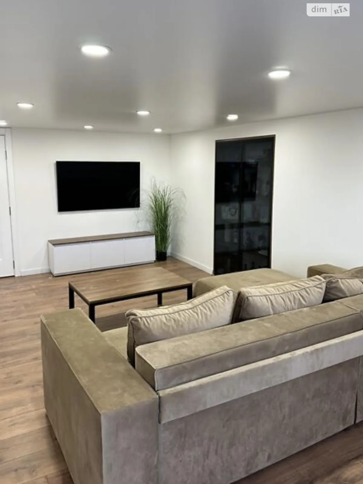 4-комнатная квартира 120 кв. м в Тернополе, цена: 90000 $ - фото 1