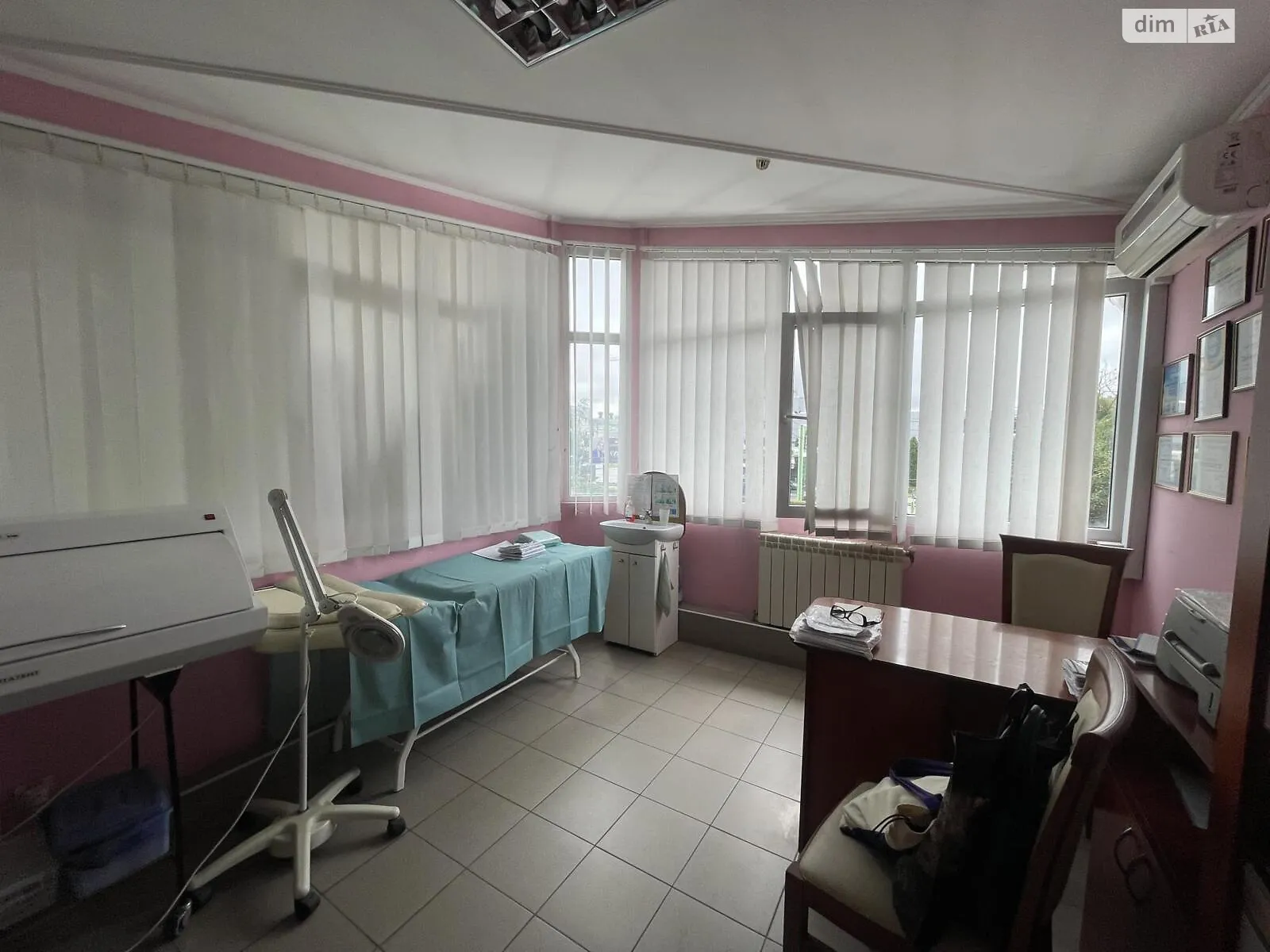 Продається приміщення вільного призначення 188 кв. м в 7-поверховій будівлі, цена: 215000 $ - фото 1