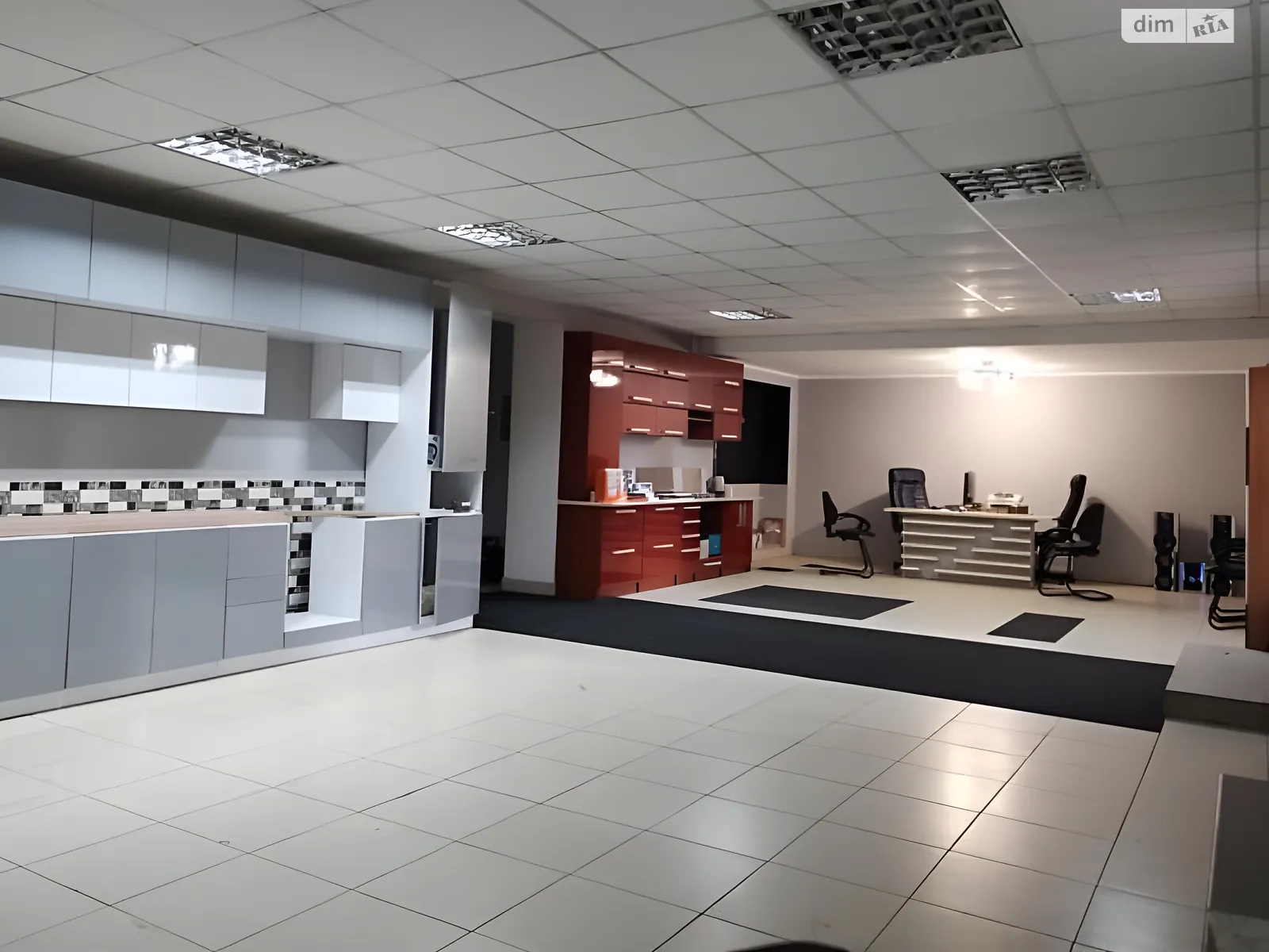 Продається приміщення вільного призначення 123 кв. м в 5-поверховій будівлі, цена: 133380 $ - фото 1