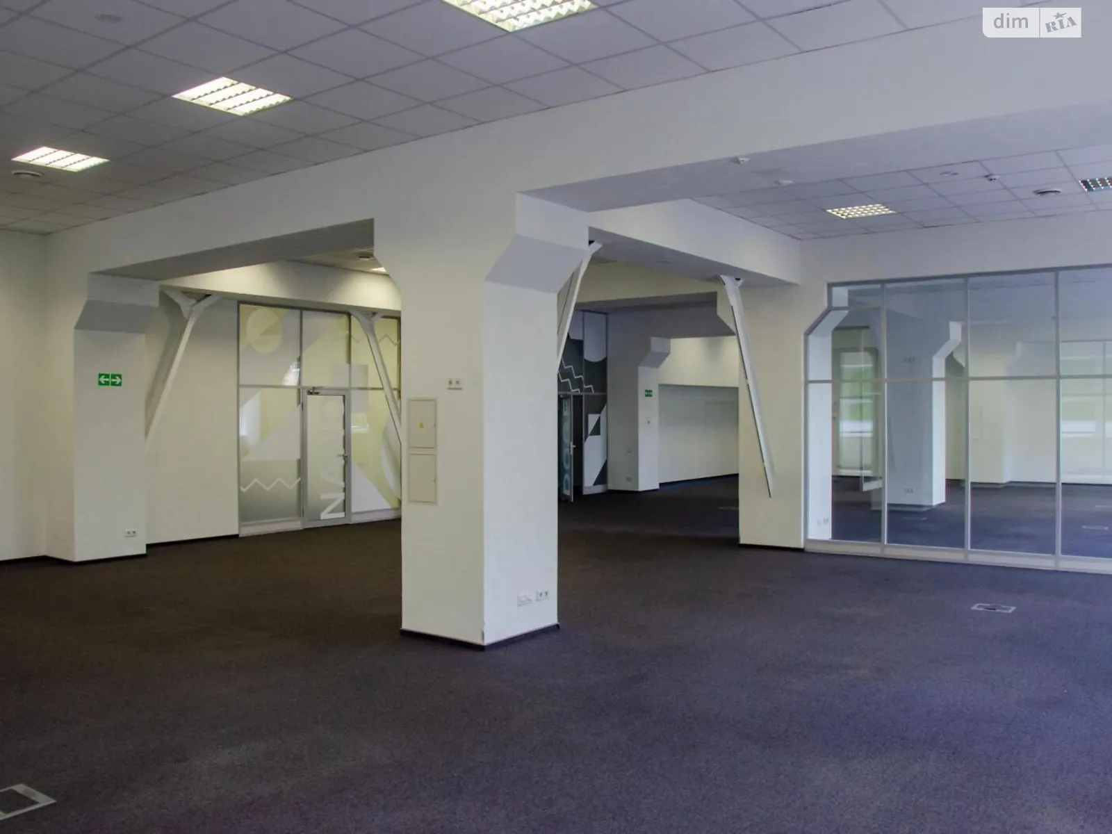 Сдается в аренду офис 1116 кв. м в бизнес-центре, цена: 18000 $ - фото 1