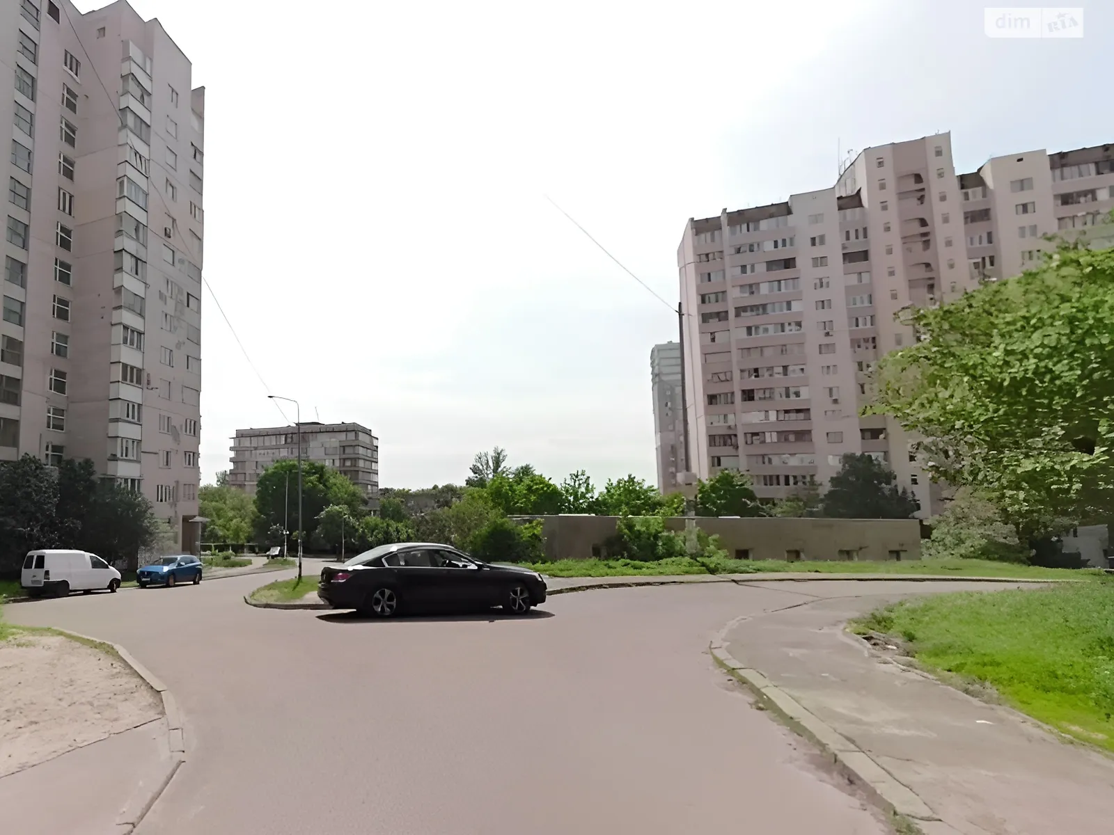 Продается офис 63 кв. м в бизнес-центре, цена: 80000 $ - фото 1