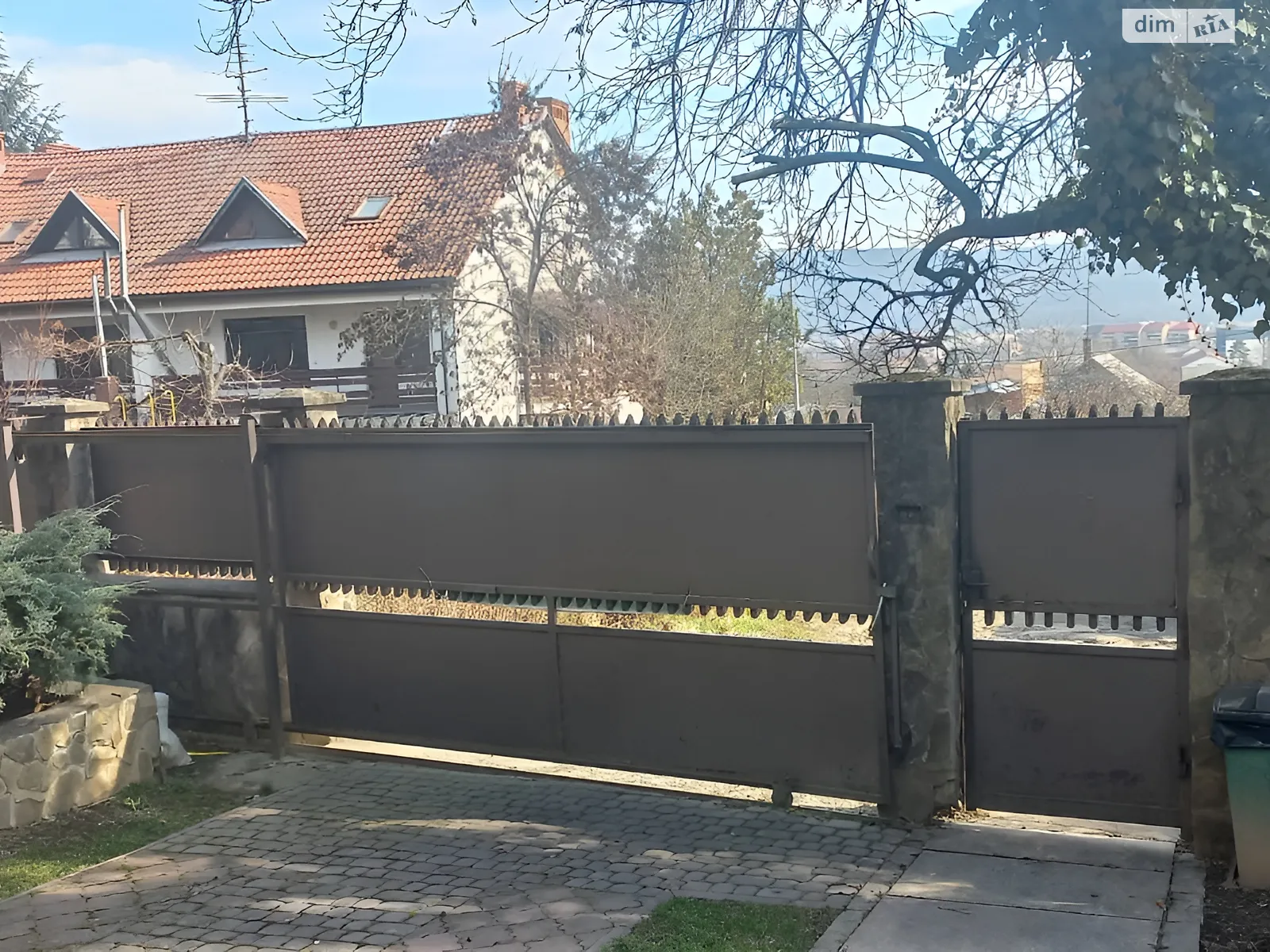 Продається будинок 2 поверховий 200 кв. м з терасою, цена: 200000 € - фото 1