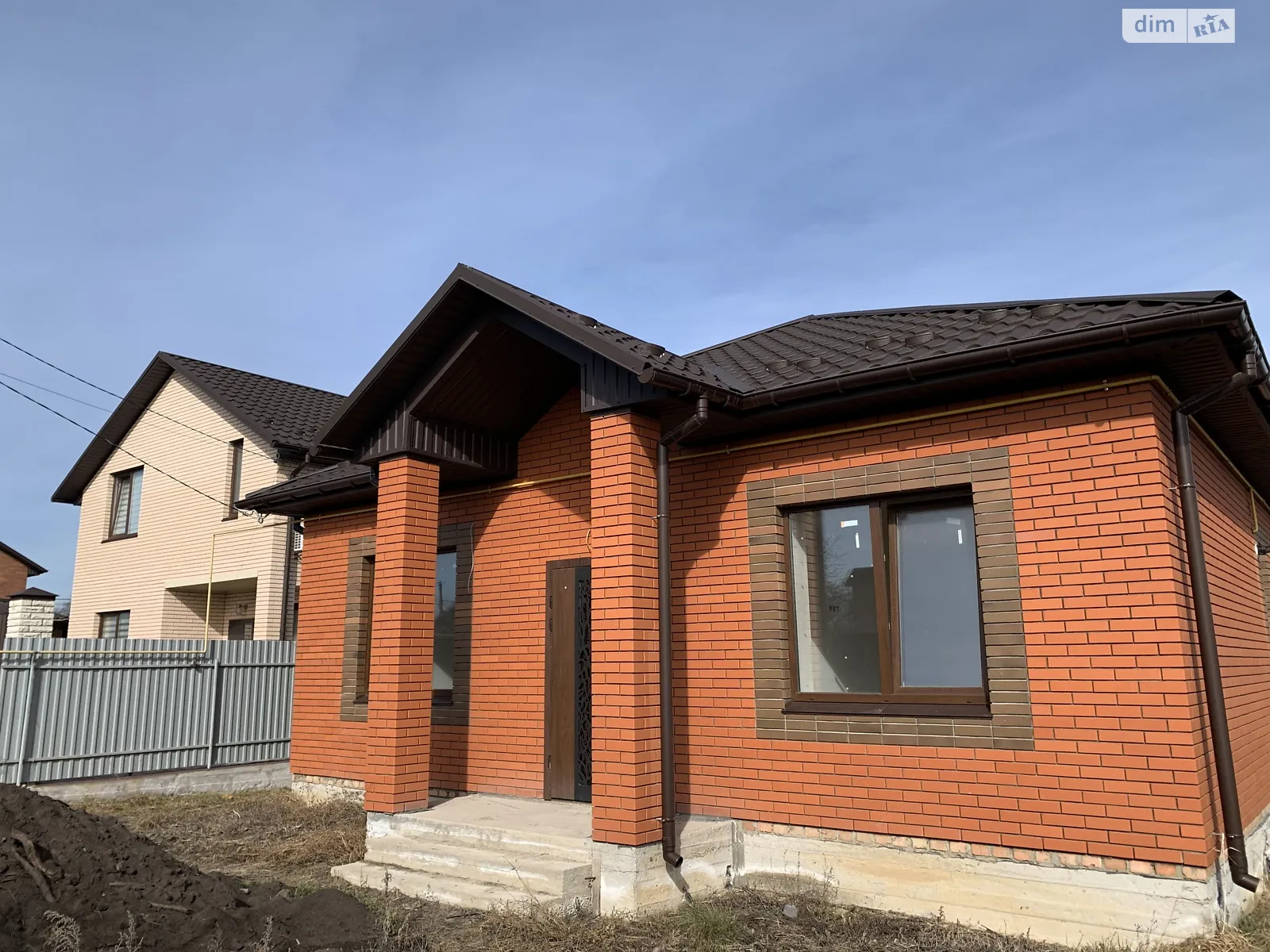 Продается одноэтажный дом 107 кв. м с камином, цена: 89000 $ - фото 1