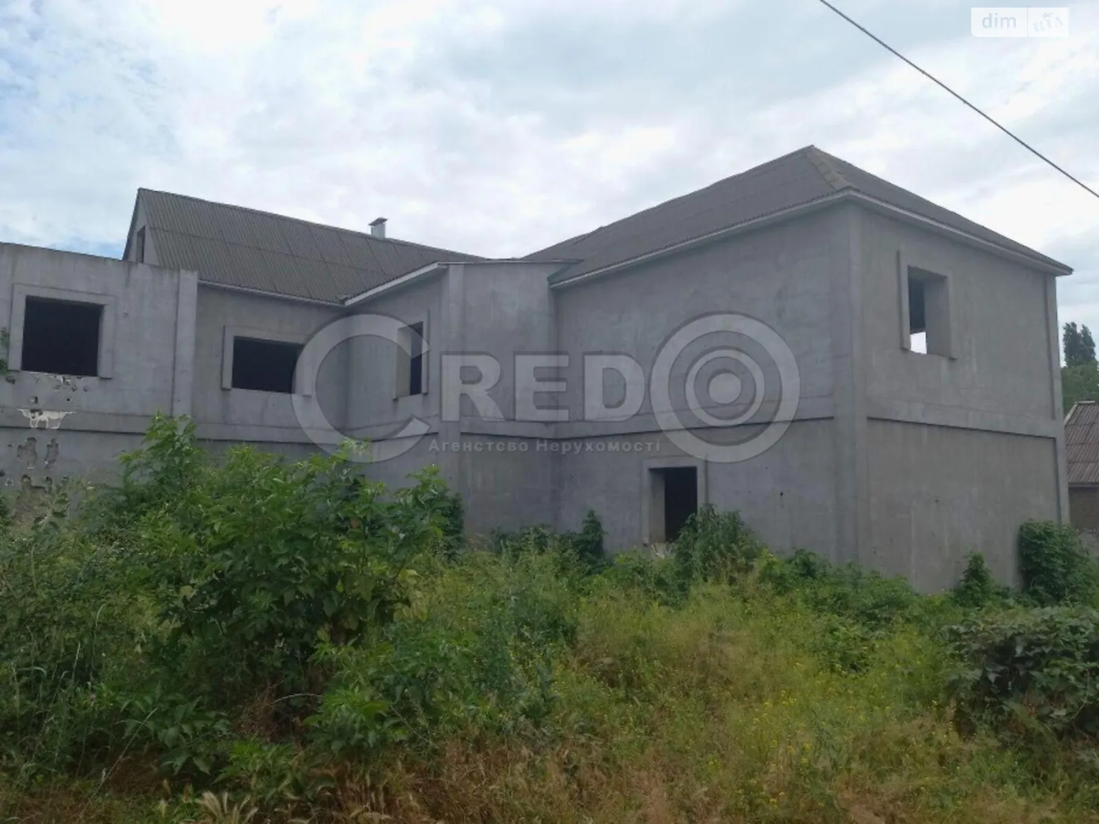 Продается дом на 2 этажа 358.9 кв. м с камином, цена: 18000 $ - фото 1