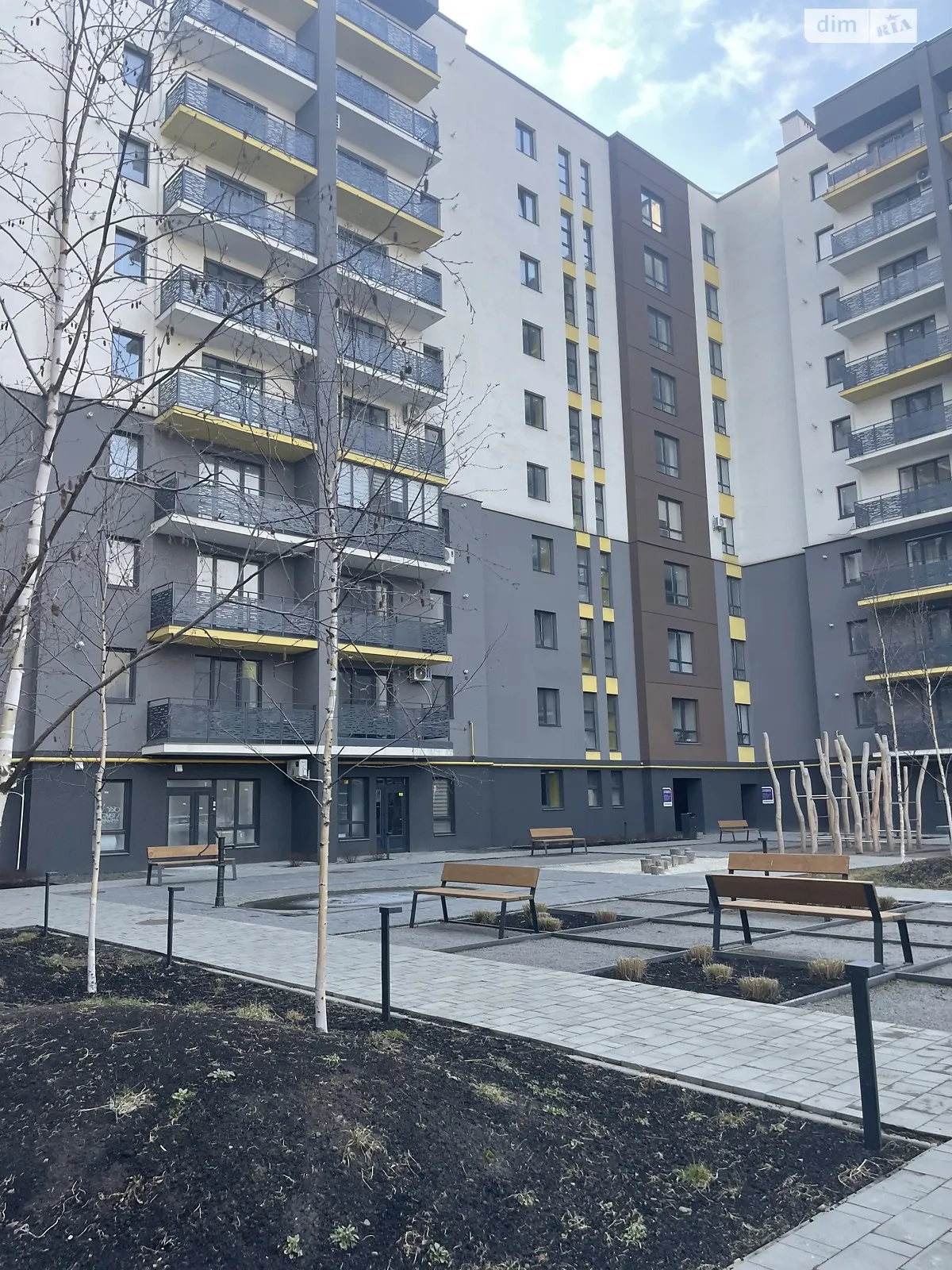 Продається приміщення вільного призначення 4.8 кв. м в 10-поверховій будівлі, цена: 3800 $ - фото 1
