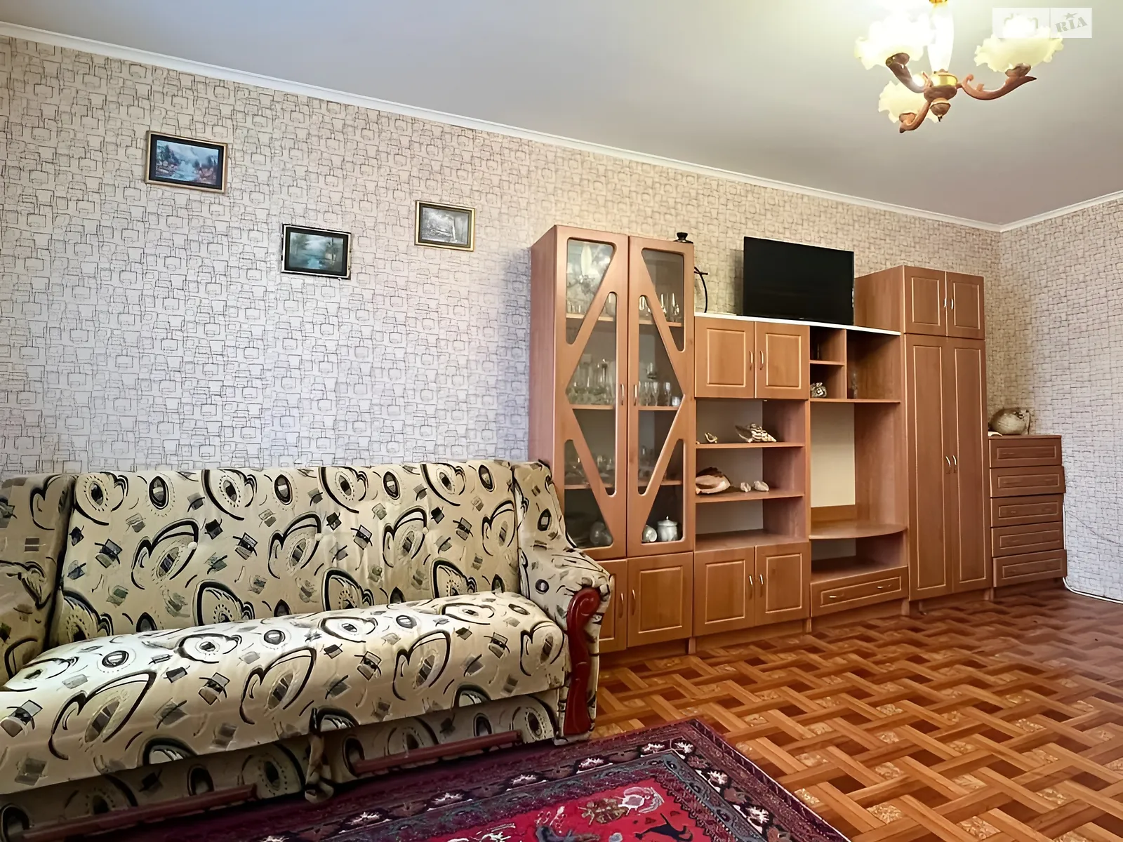 Здається в оренду 1-кімнатна квартира 29 кв. м у Рівному, вул. Соборна - фото 1