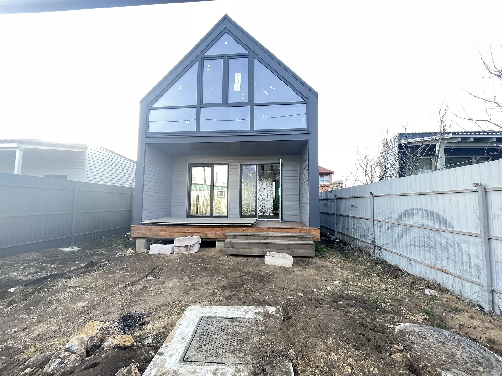 Продается дом на 2 этажа 100 кв. м с баней/сауной, цена: 38000 $ - фото 1