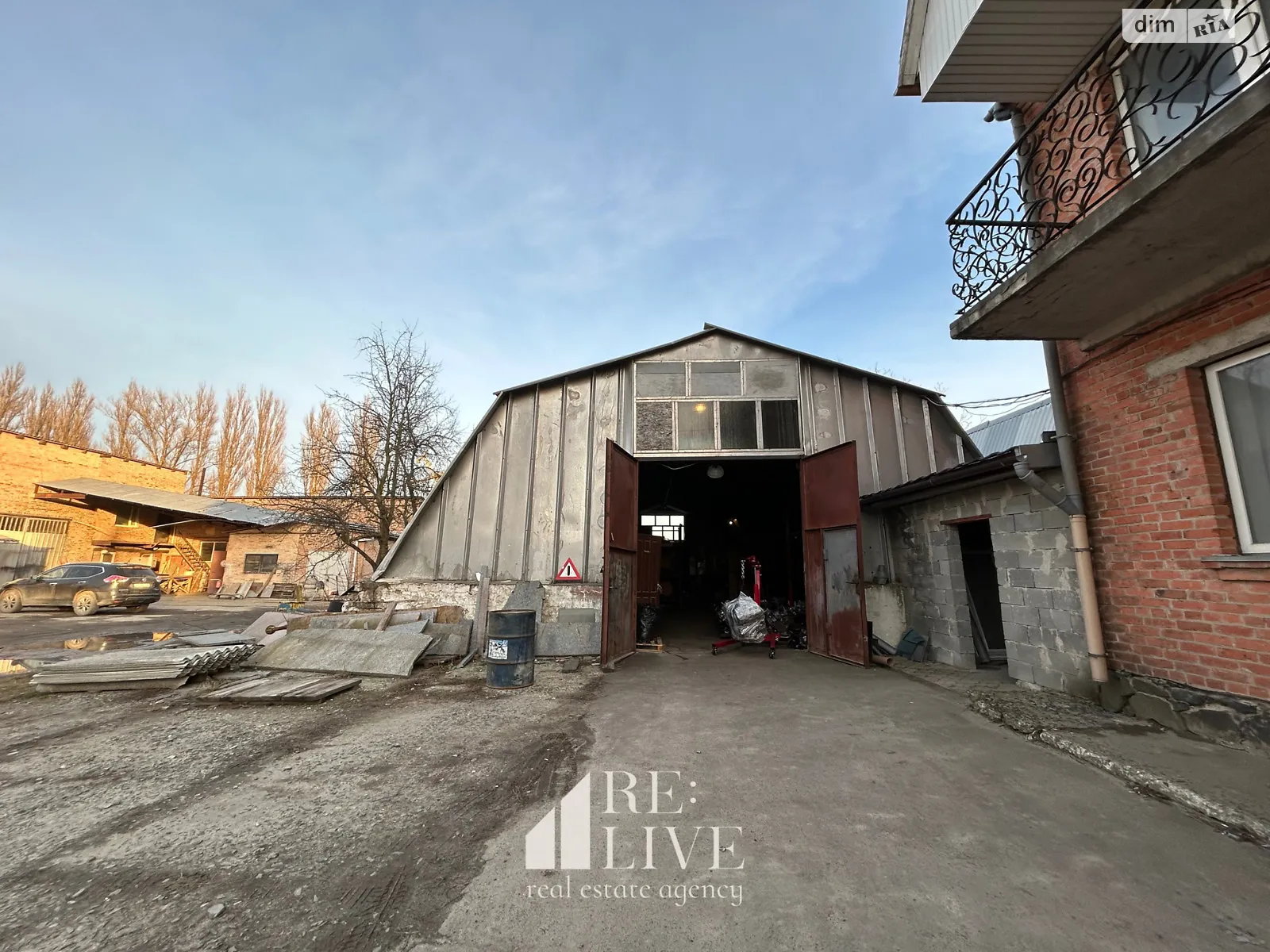 Здається в оренду об'єкт сфери послуг 320 кв. м в 1-поверховій будівлі, цена: 20000 грн - фото 1
