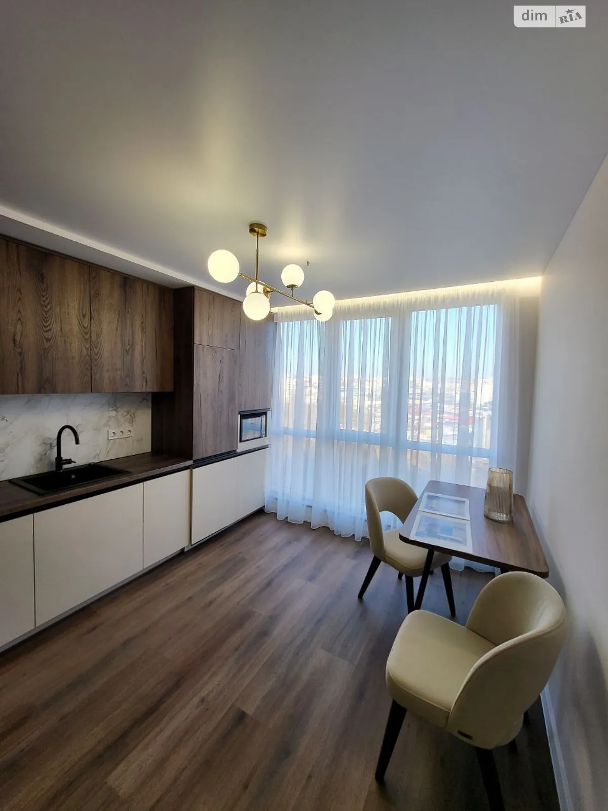 1-кімнатна квартира 47 кв. м у Тернополі, пров. Цегельний - фото 1