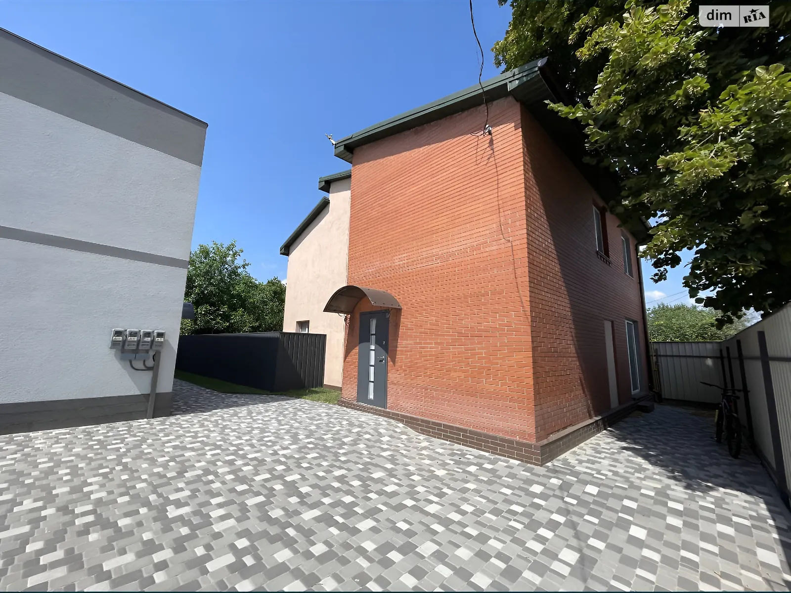 Продається будинок 2 поверховий 130 кв. м з садом, цена: 91000 $ - фото 1