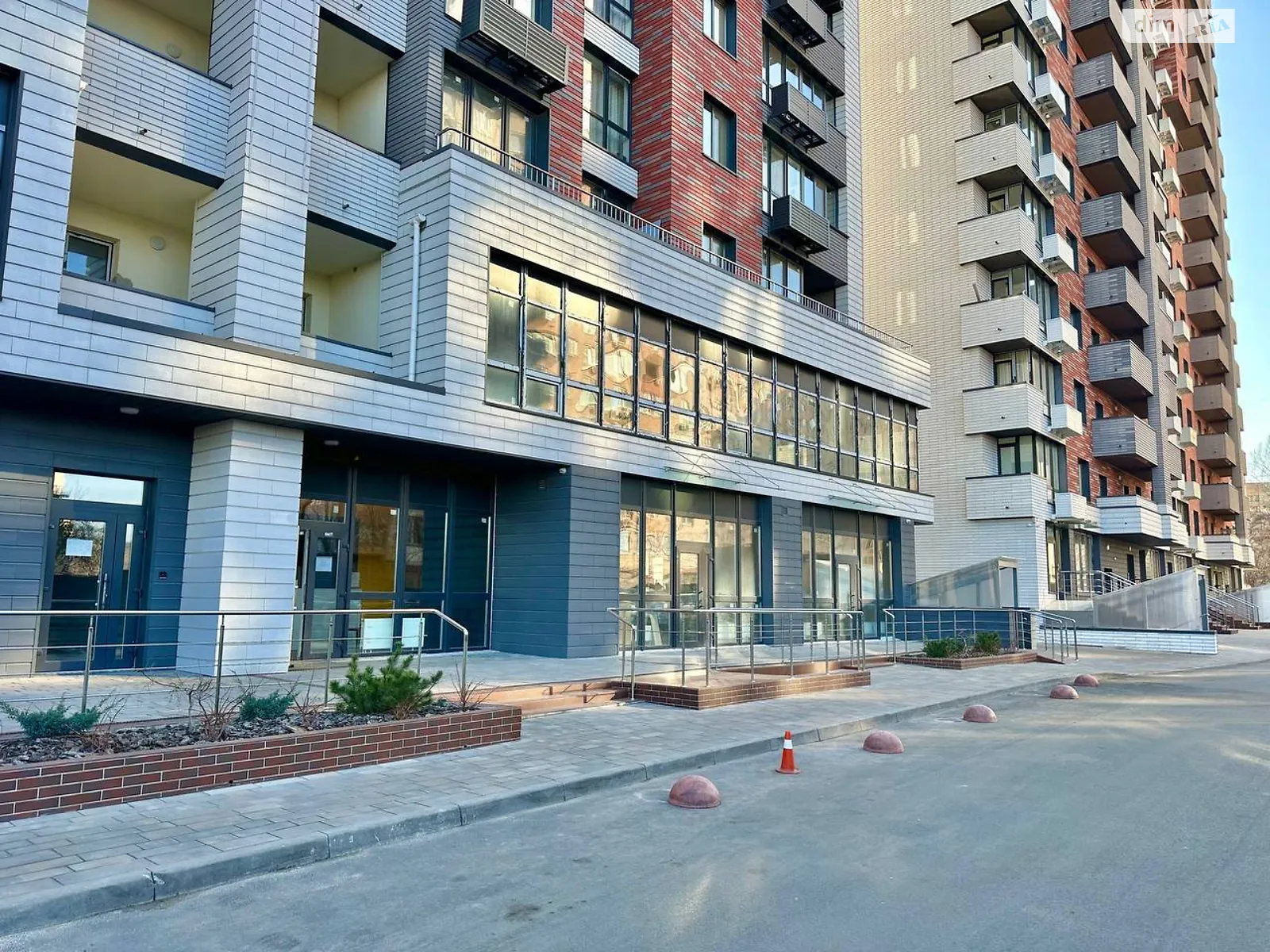 Продается 2-комнатная квартира 73.7 кв. м в Киеве, ул. Костанайская, 13А - фото 1