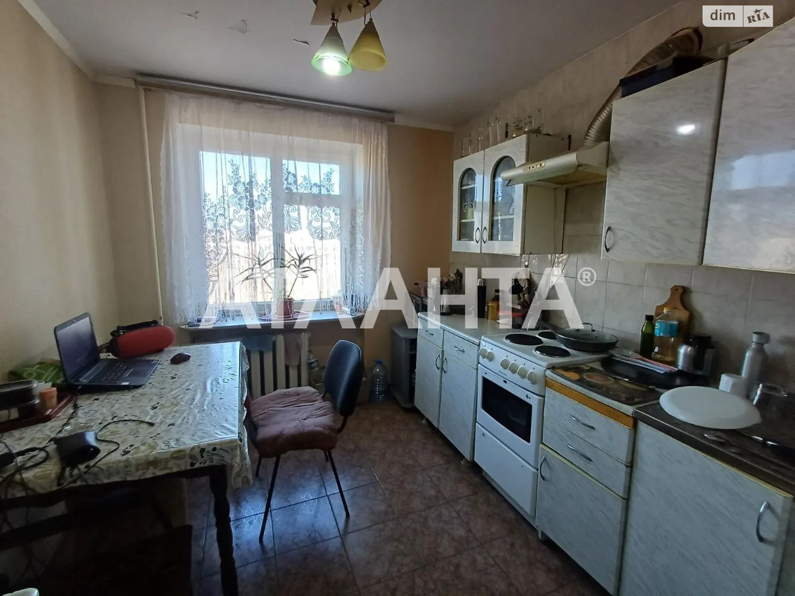 Продается 2-комнатная квартира 49.5 кв. м в Одессе, ул. Академика Королева - фото 1