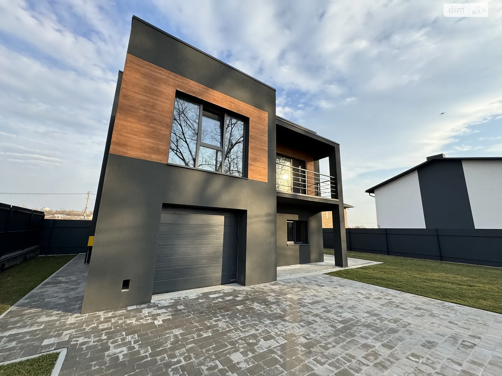 ул. Героев Майдана, 3 Петриков, цена: 108800 $ - фото 1