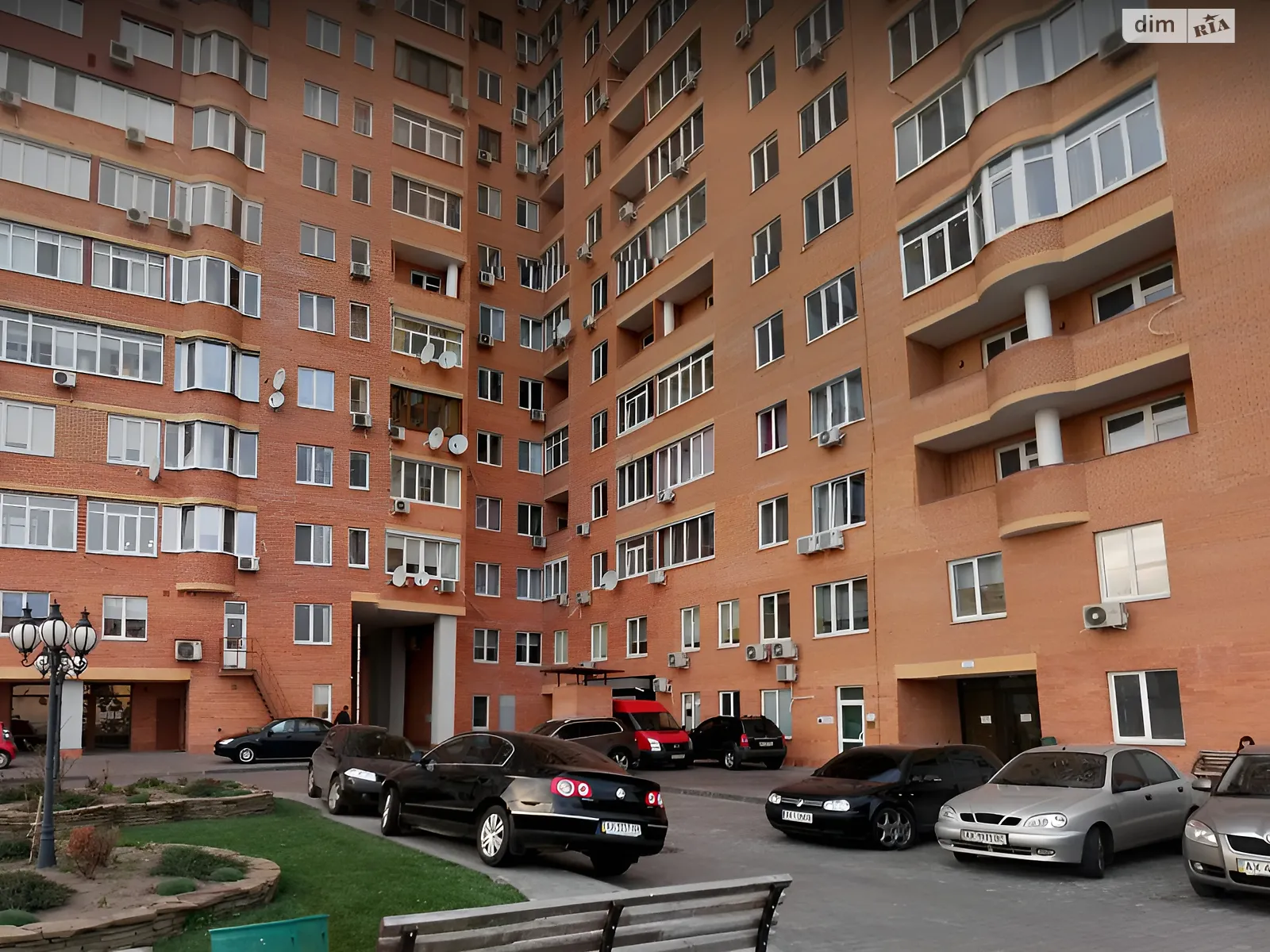 Продается 3-комнатная квартира 127 кв. м в Харькове, ул. Отакара Яроша, 12А - фото 1