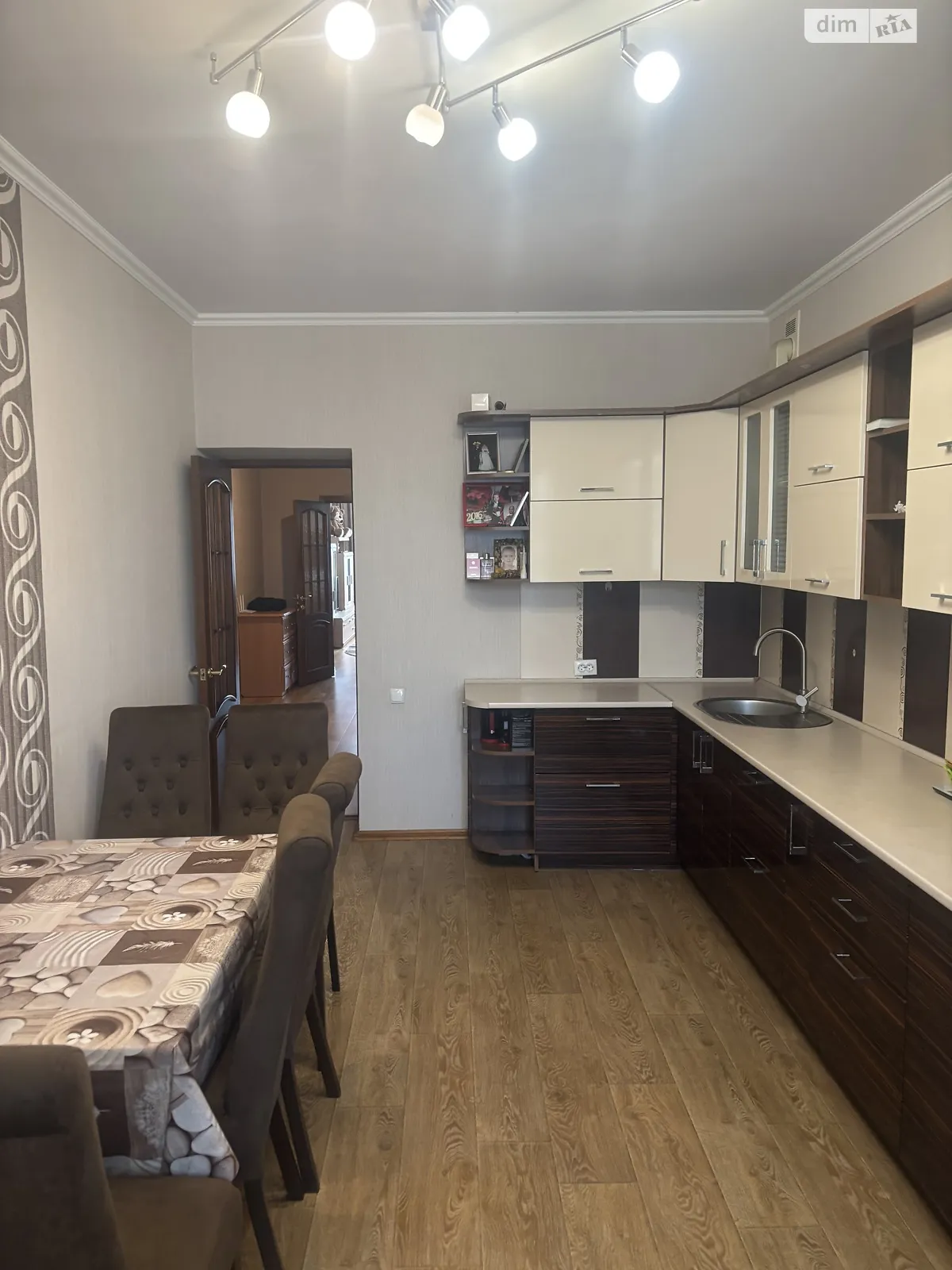 Продається 2-кімнатна квартира 80.6 кв. м у Вінниці, цена: 77500 $ - фото 1