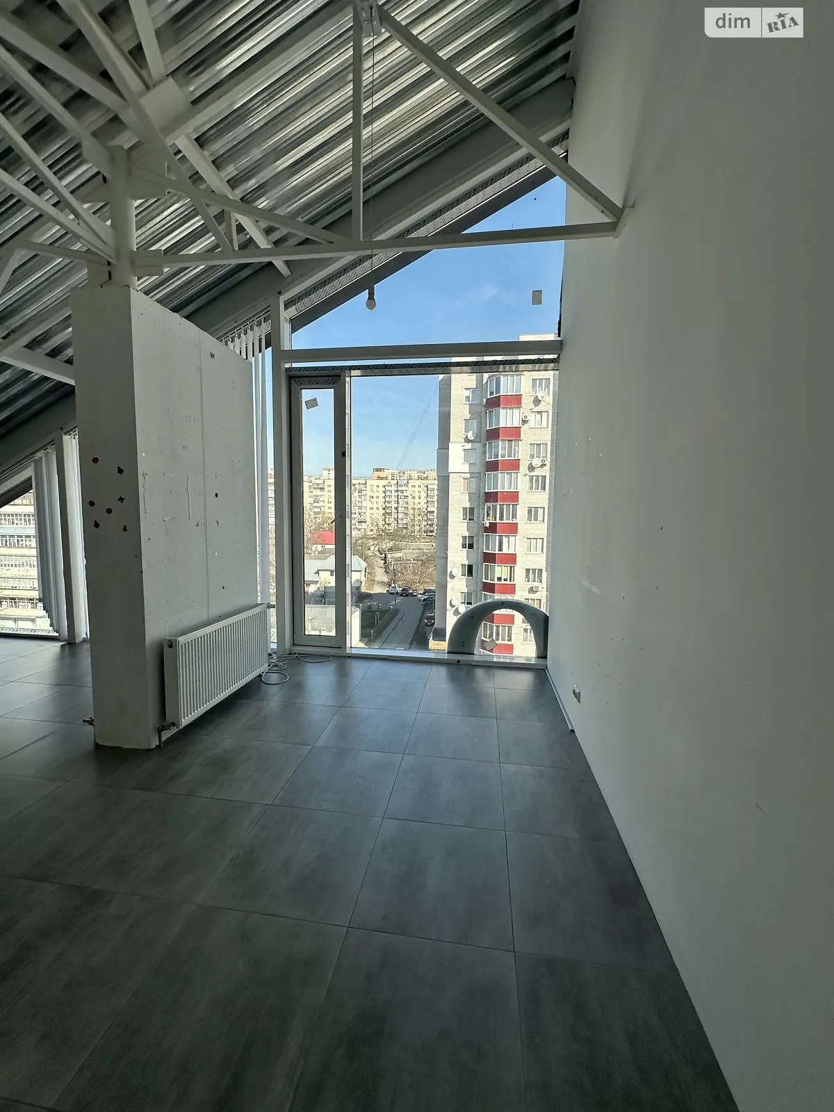Сдается в аренду офис 54 кв. м в бизнес-центре, цена: 13500 грн - фото 1