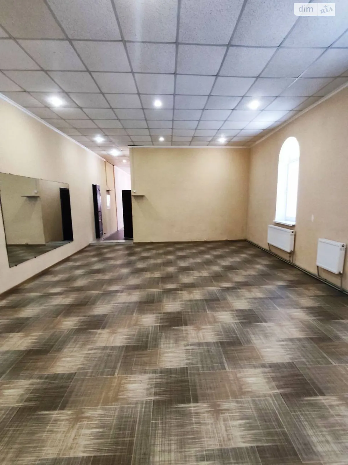 Сдается в аренду помещения свободного назначения 160 кв. м в 1-этажном здании, цена: 30000 грн - фото 1