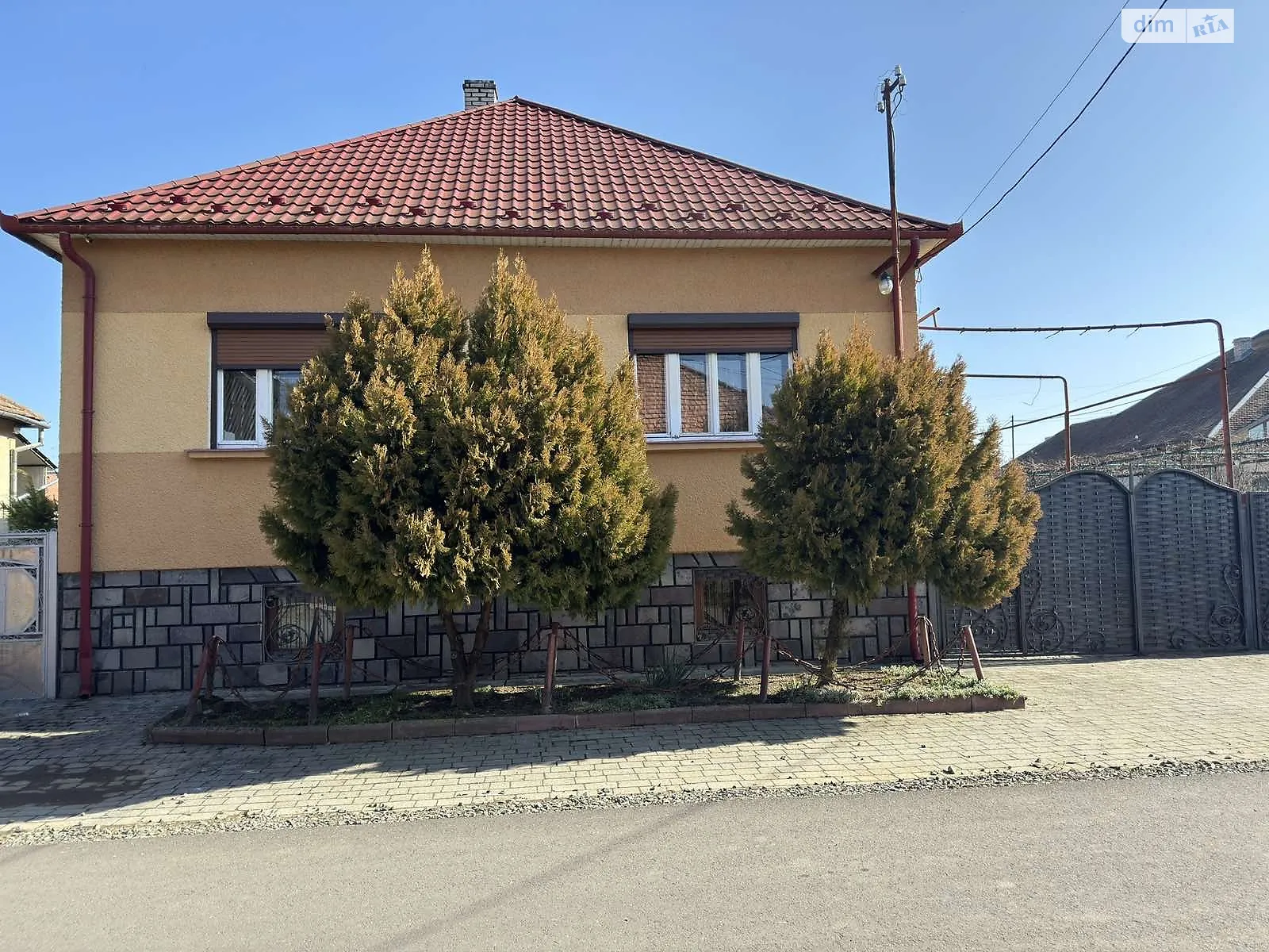 Продается дом на 2 этажа 267 кв. м с мансардой, цена: 135000 $ - фото 1