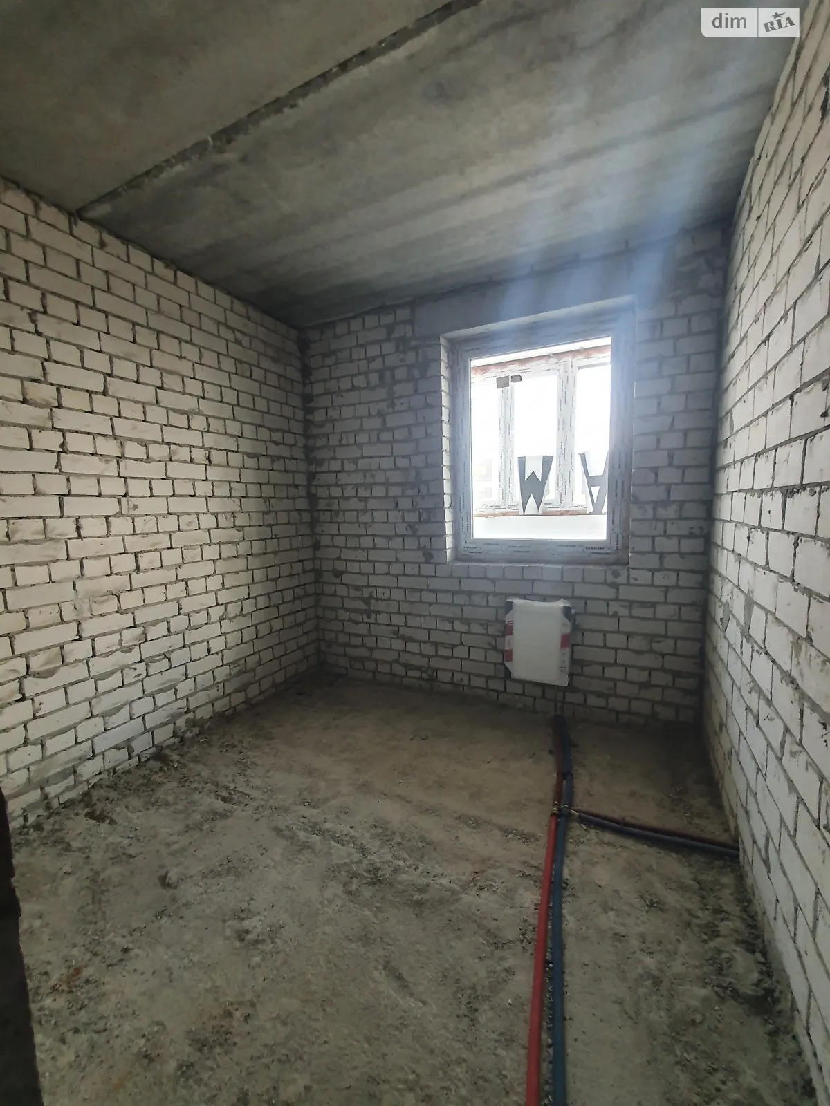 Продается 1-комнатная квартира 50 кв. м в Харькове, ул. Нескореных(Героев Труда), 1 - фото 1