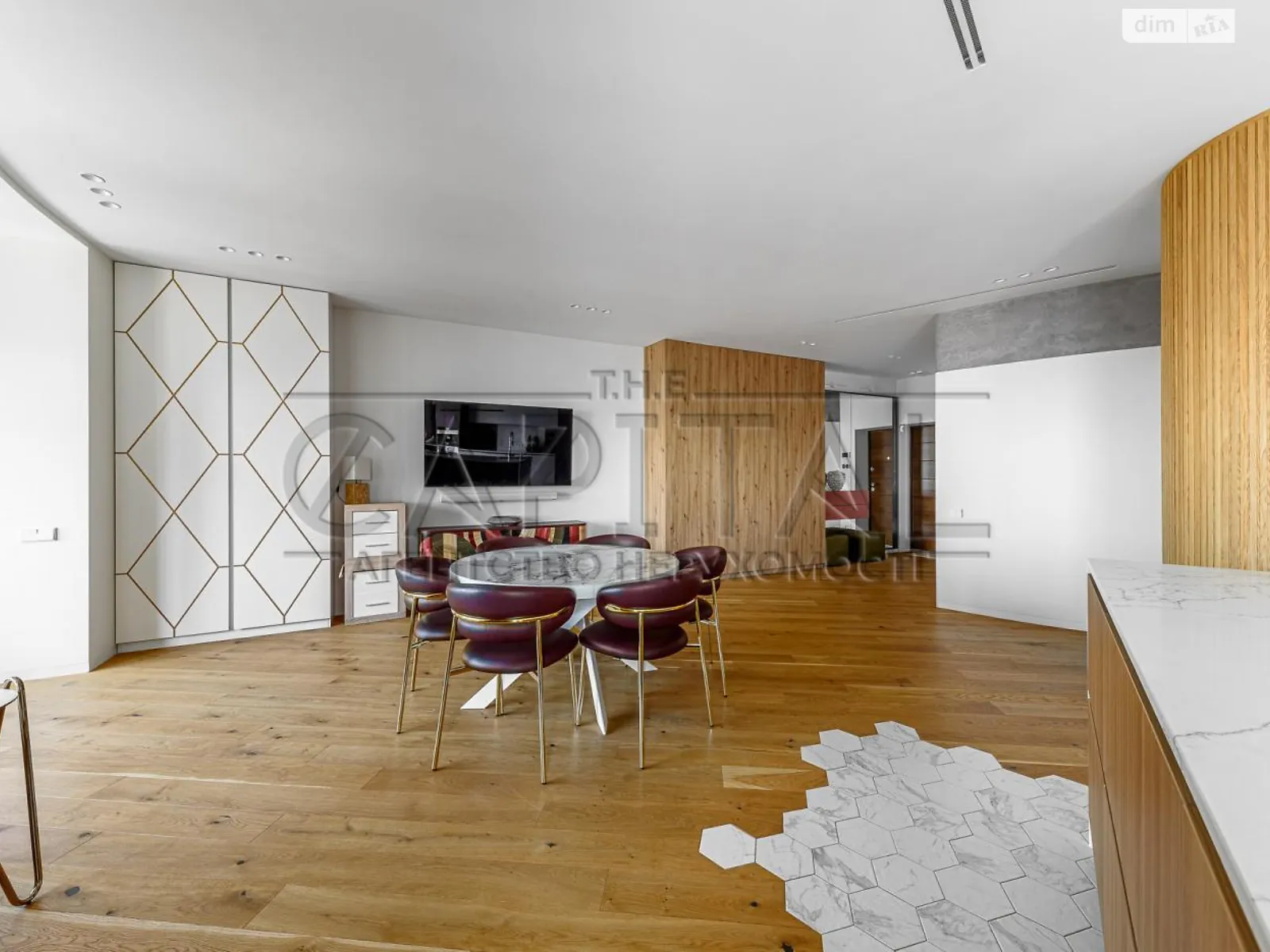 ул. Коновальца Евгения, 26А Саперное Поле Киев ЖК Skyline Residences Дворец Украина - фото 3
