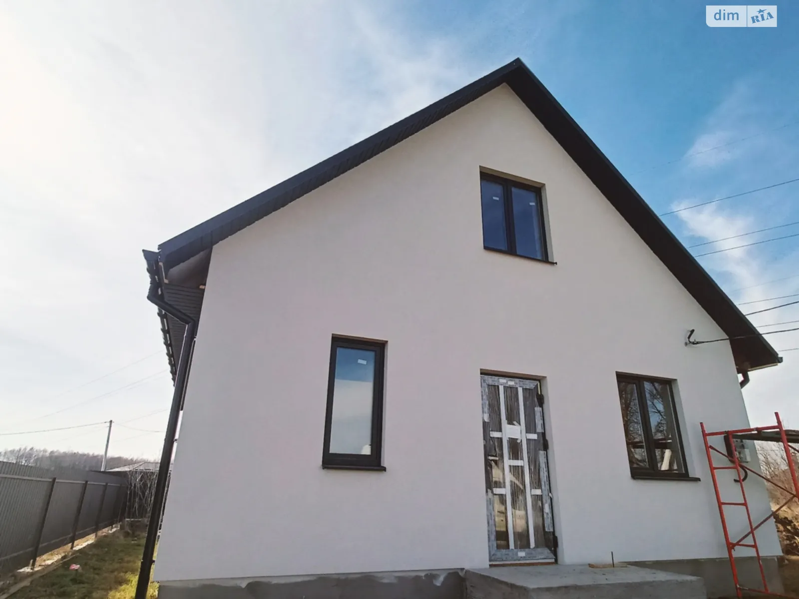 Продается дом на 2 этажа 105 кв. м с участком, цена: 65000 $ - фото 1