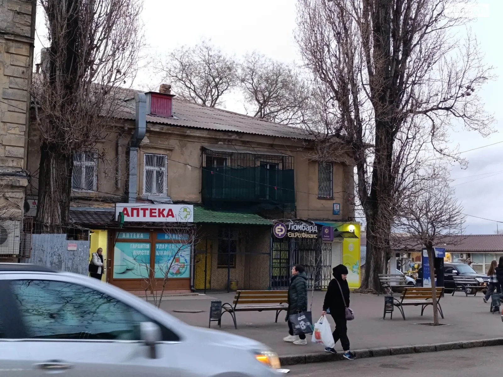 Продается 3-комнатная квартира 83.6 кв. м в Одессе, ул. Торговая, 28 - фото 1