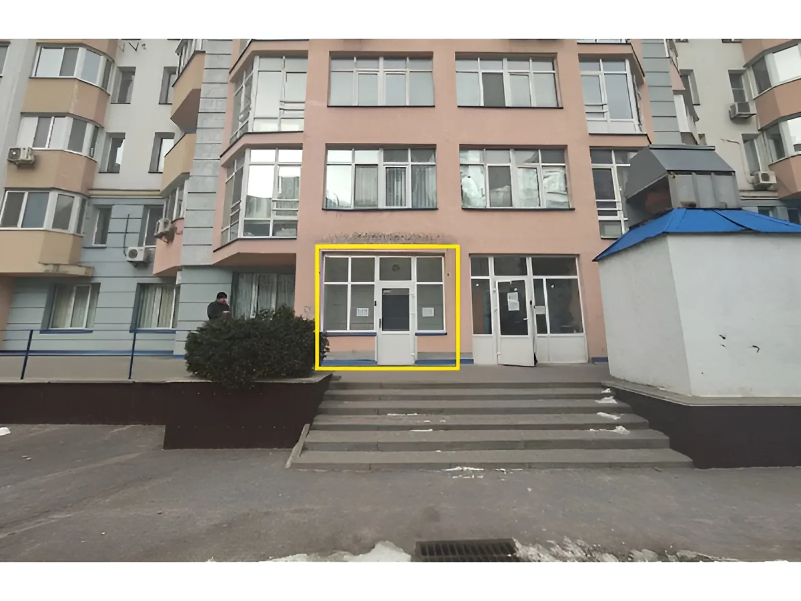 Продается помещения свободного назначения 173.9 кв. м в 13-этажном здании, цена: 330000 $ - фото 1