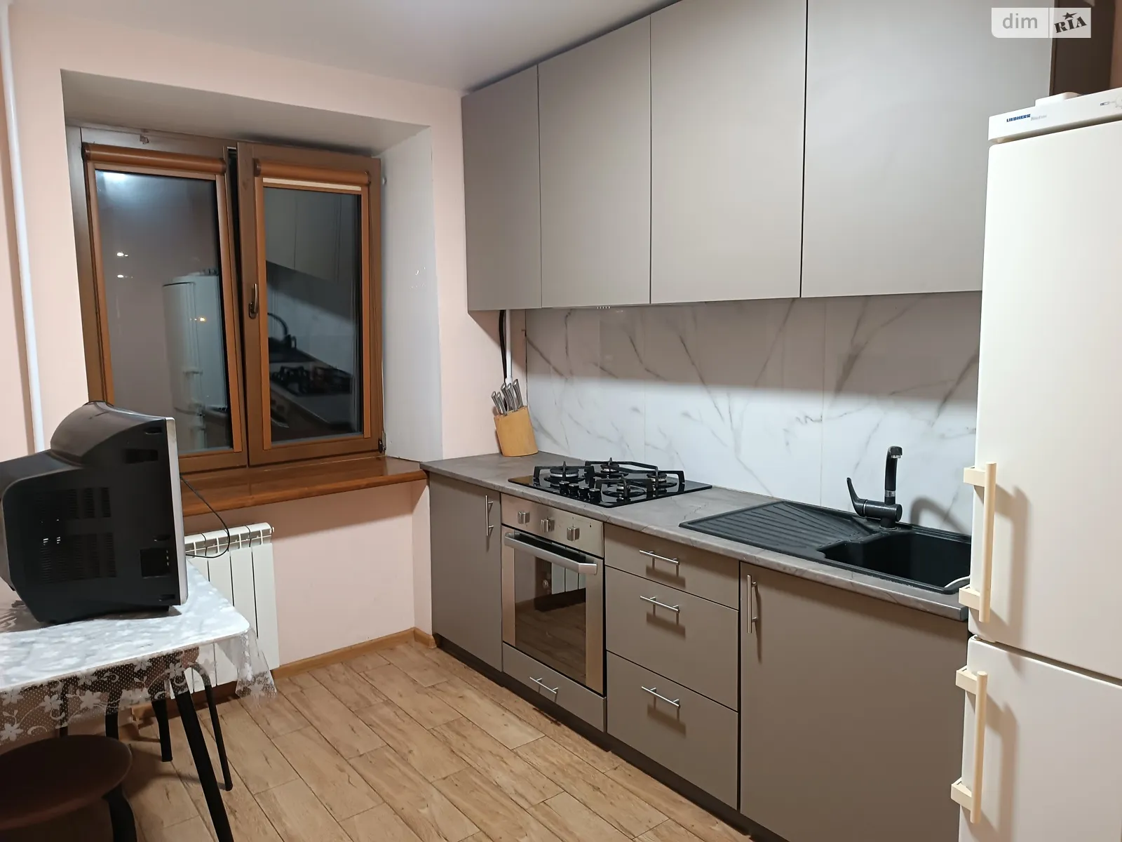 Сдается в аренду 2-комнатная квартира 50 кв. м в Киеве, ул. Новаторов, 4 - фото 1