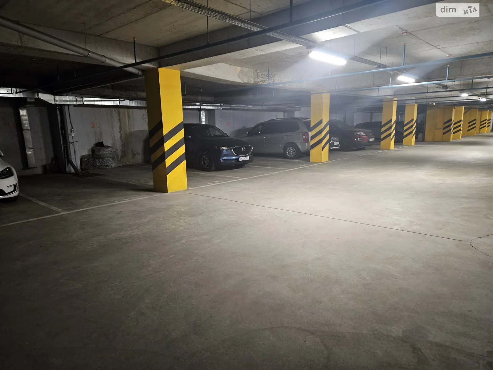 Продається підземний паркінг під легкове авто на 16.4 кв. м, цена: 14500 $ - фото 1