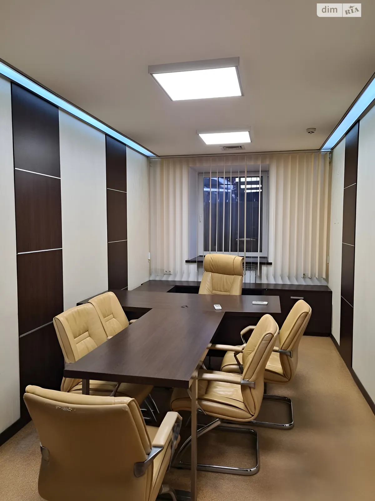 Сдается в аренду офис 150 кв. м в бизнес-центре, цена: 75000 грн - фото 1