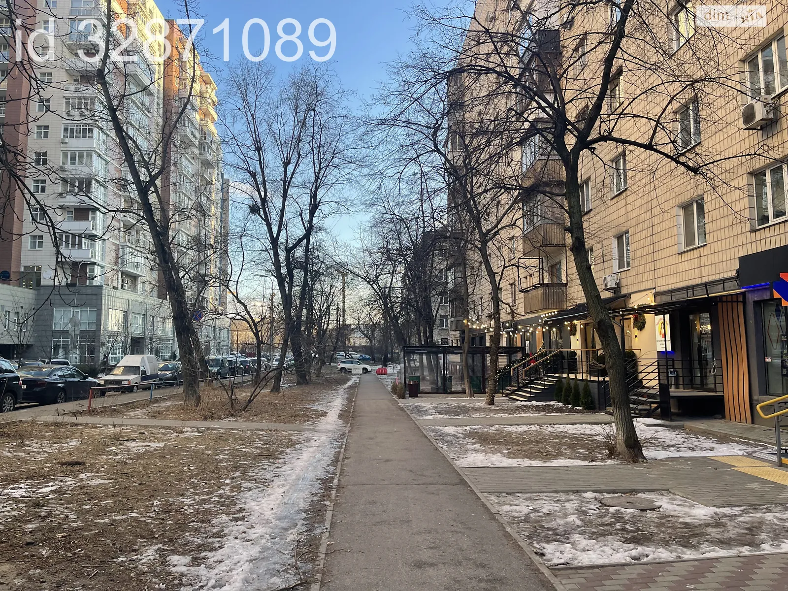 Продається об'єкт сфери послуг 86.6 кв. м в 9-поверховій будівлі, цена: 360000 $ - фото 1