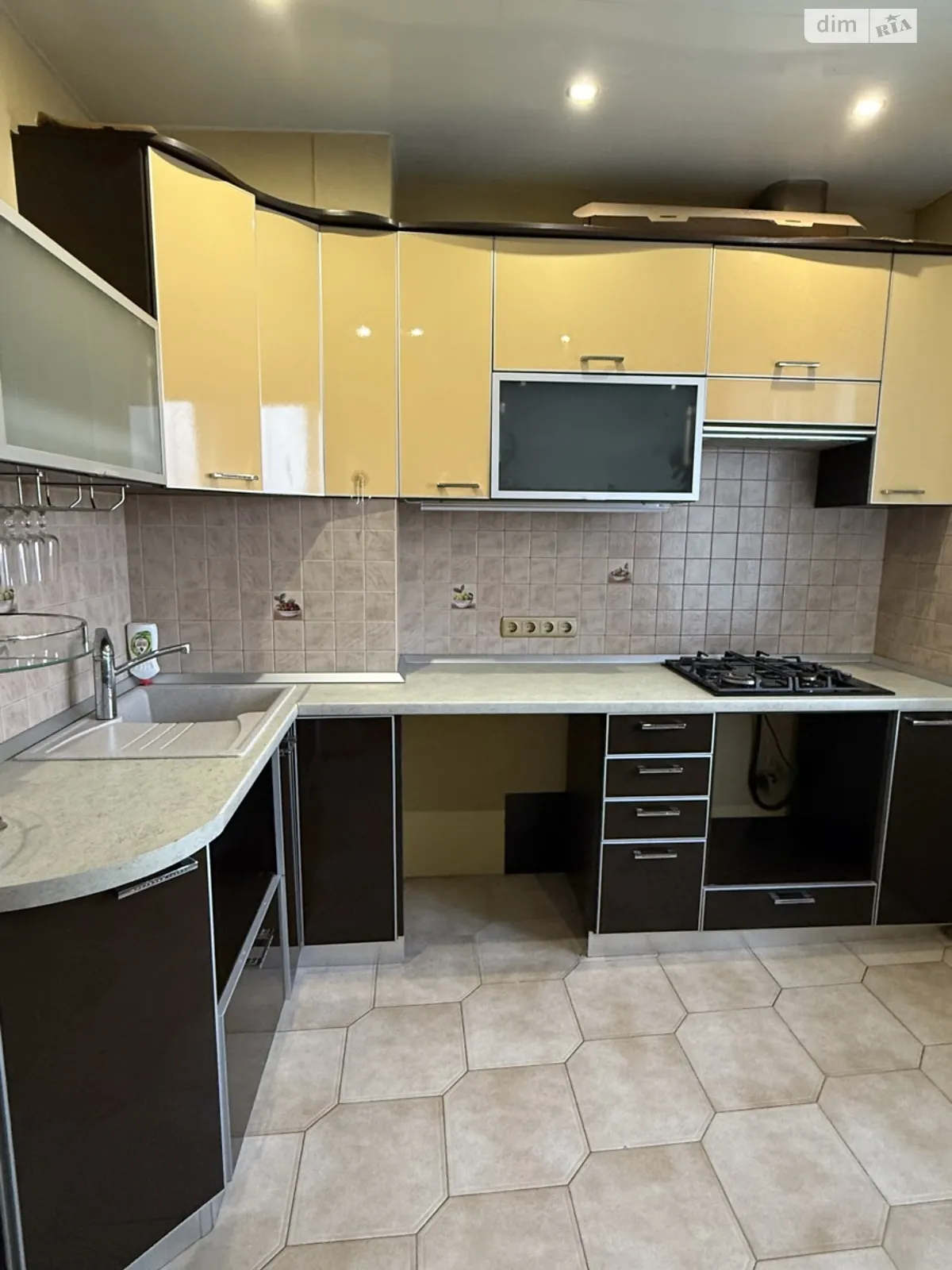 Продається 1-кімнатна квартира 33.9 кв. м у Полтаві, вул. Огнівська, 14 - фото 1