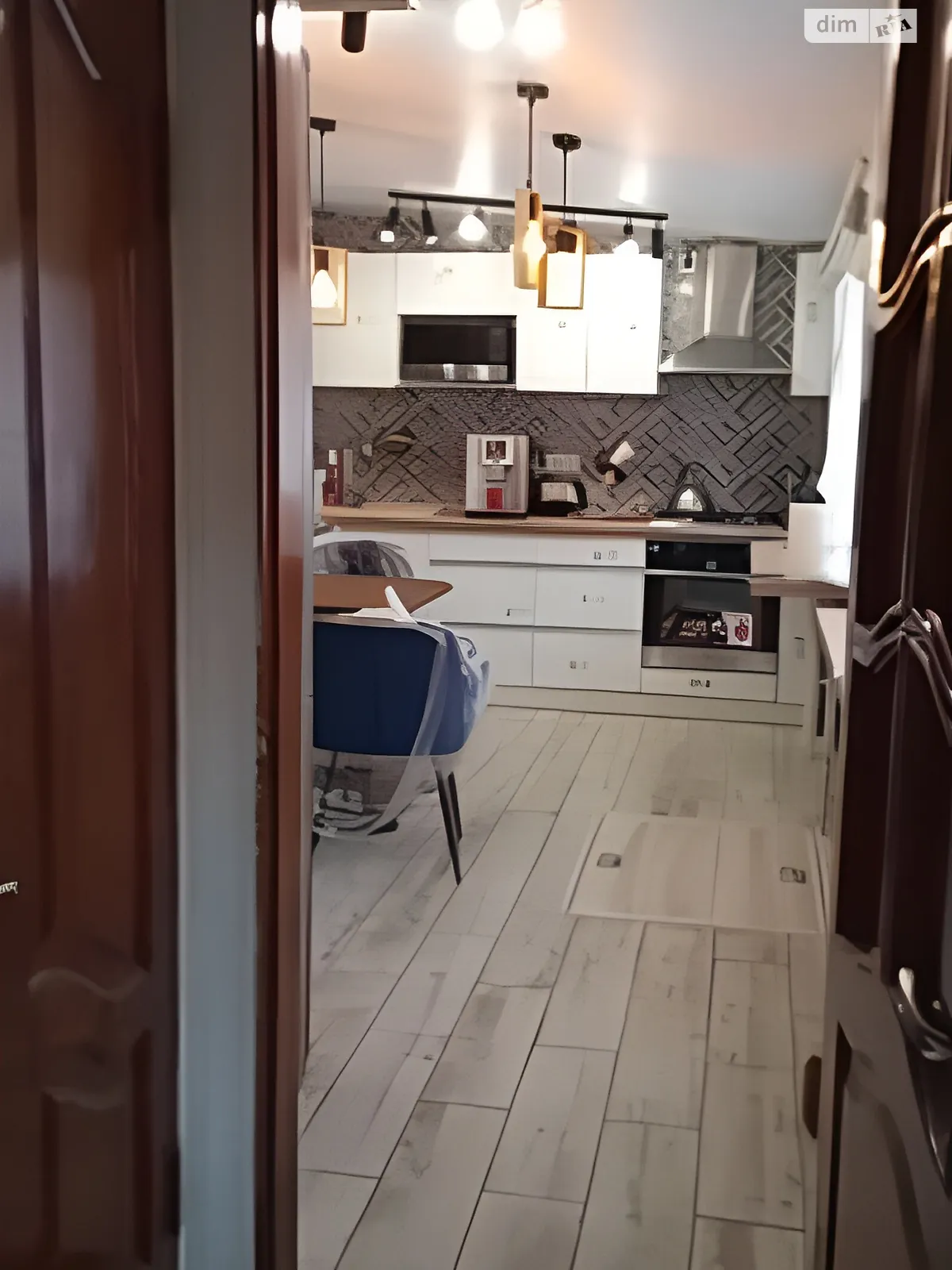 Продается 3-комнатная квартира 70 кв. м в Полтаве, ул. Черновола Вячеслава, 45А - фото 1
