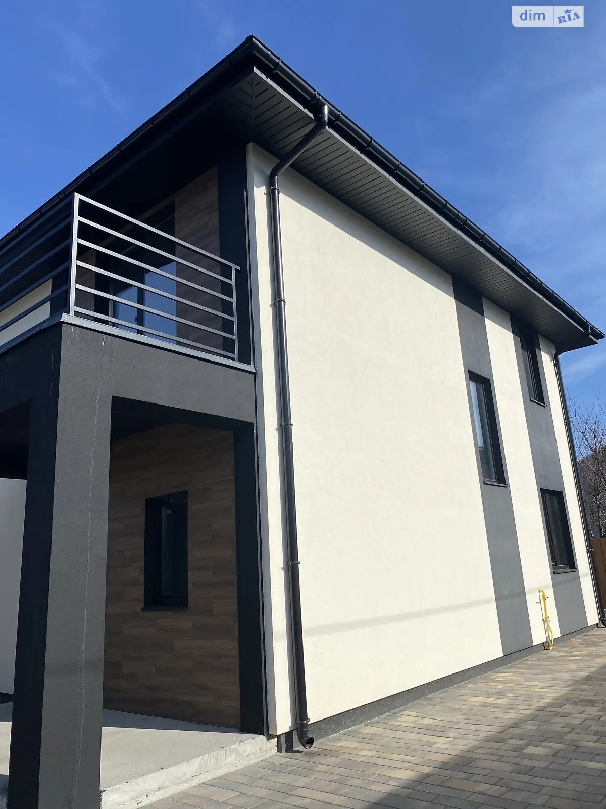 Продается дом на 2 этажа 120 кв. м с террасой, цена: 132000 $ - фото 1